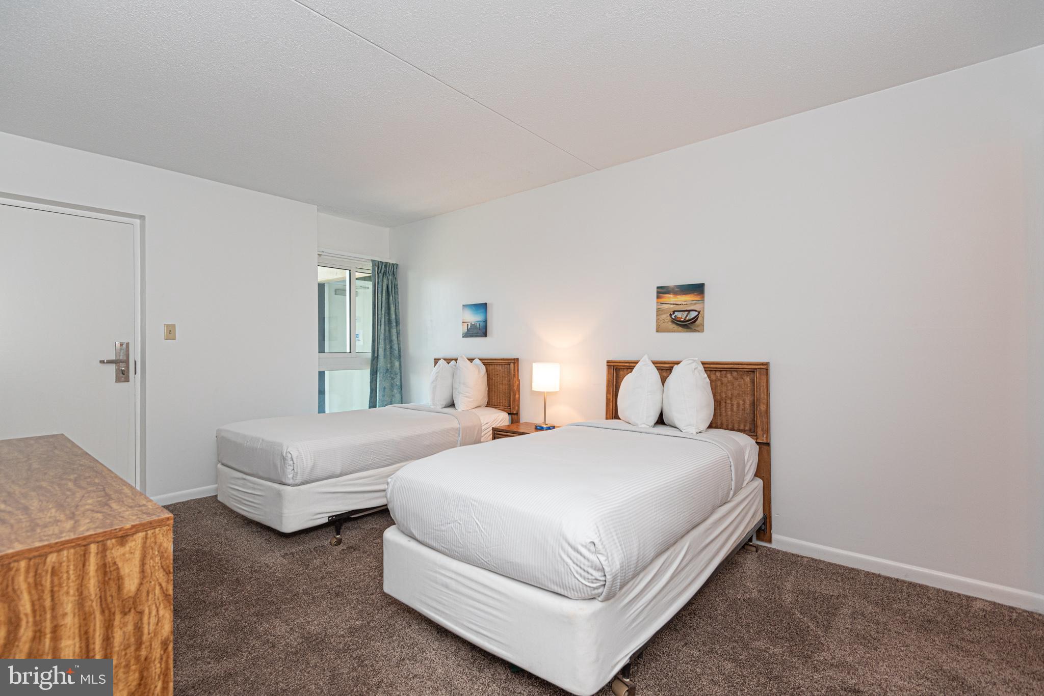 302 32nd St #503 Bay Club