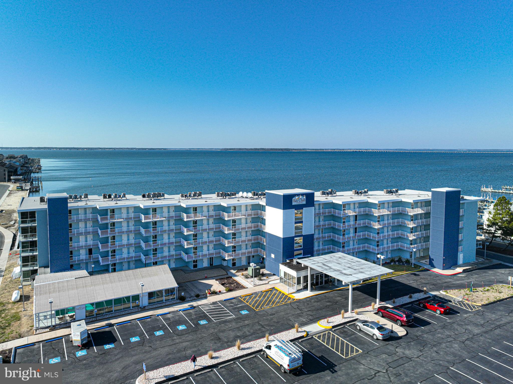 302 32nd St #503 Bay Club