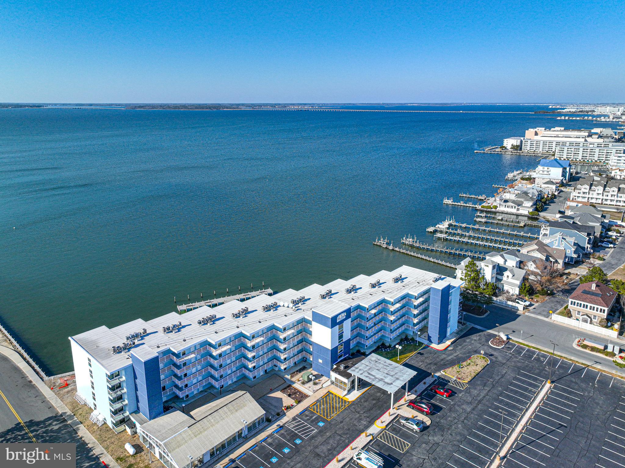 302 32nd St #503 Bay Club