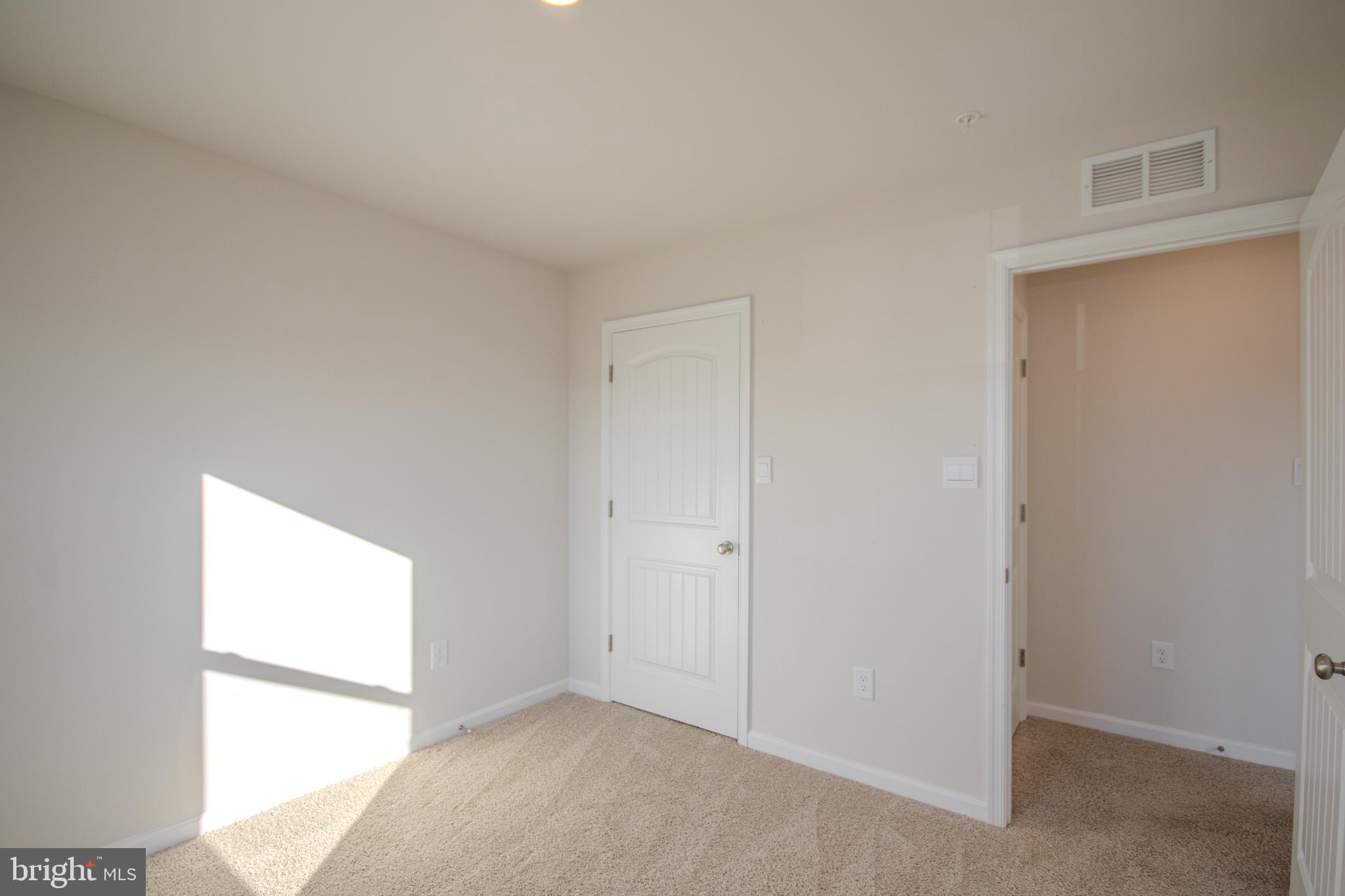 1934 N Old Mill Dr