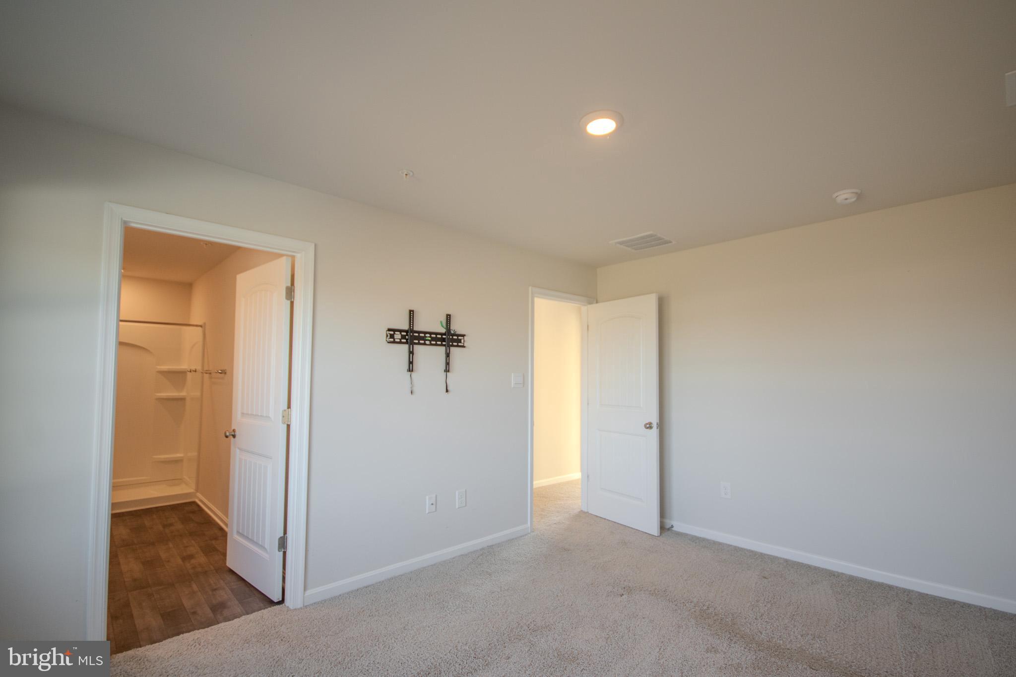 1934 N Old Mill Dr