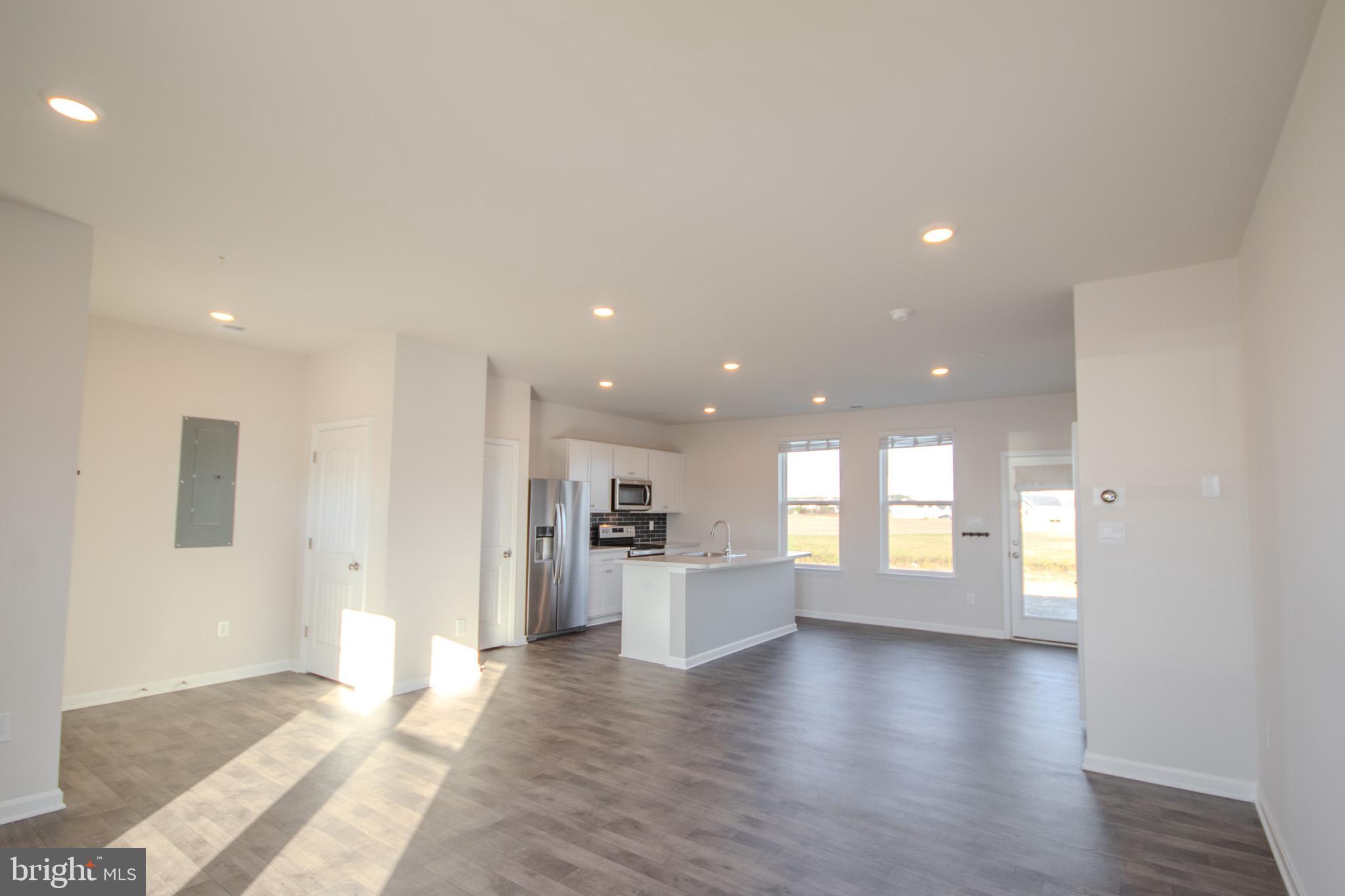 1934 N Old Mill Dr