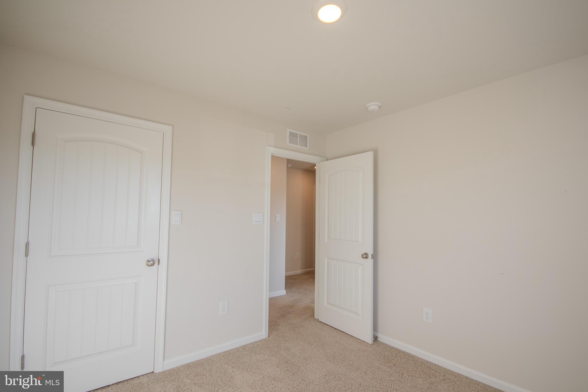 1934 N Old Mill Dr