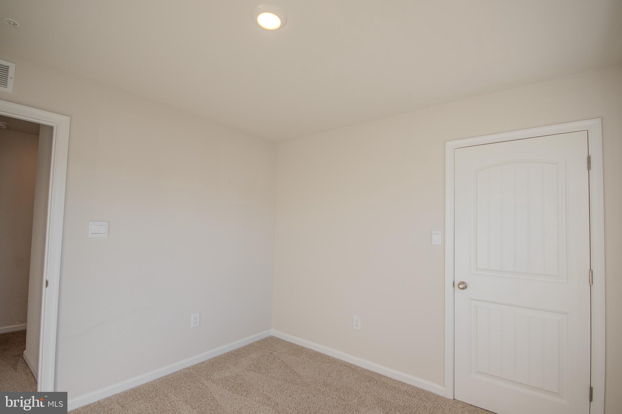 1934 N Old Mill Dr
