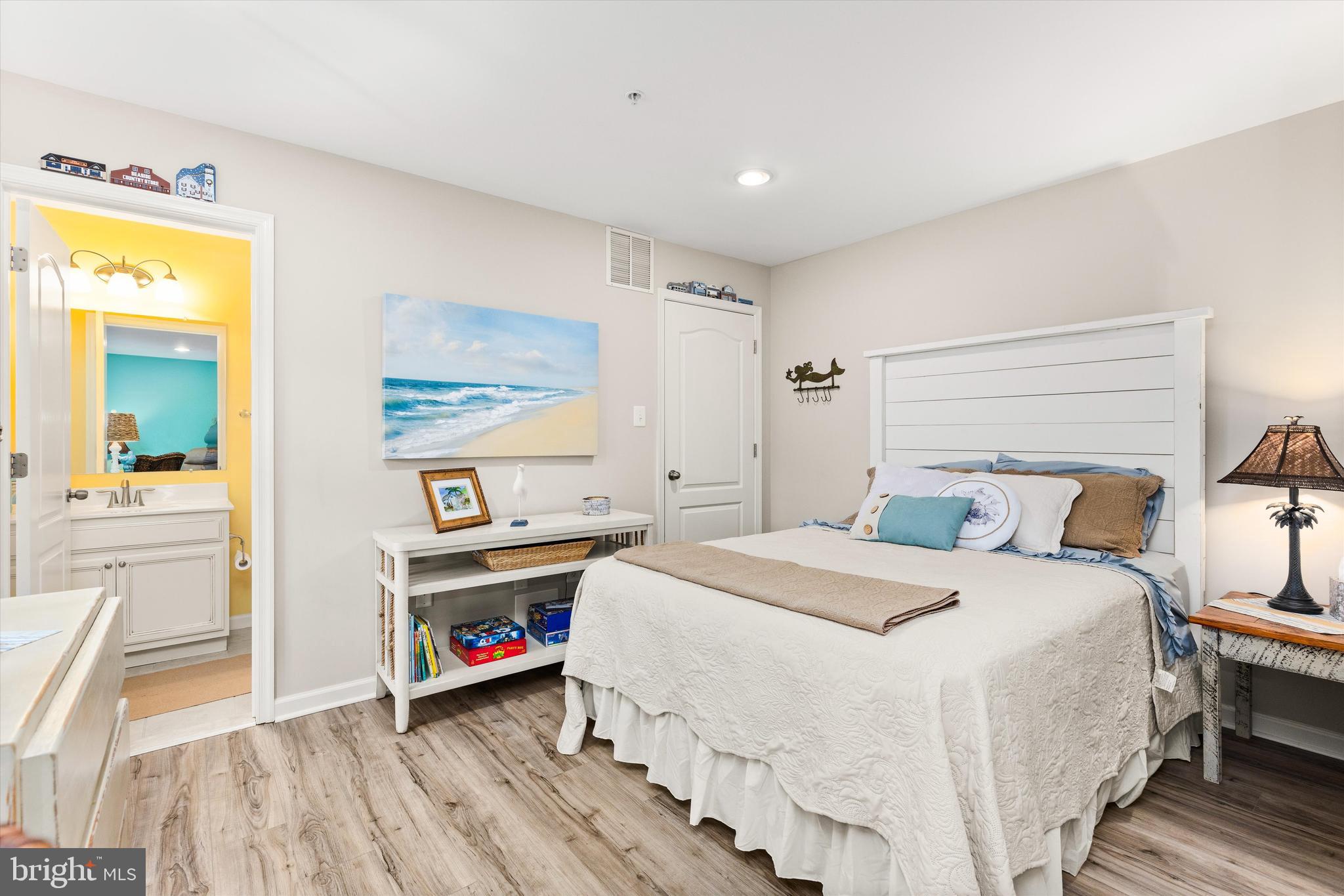 12906 SAND BAR LANE 4 & BOATSLIP M20