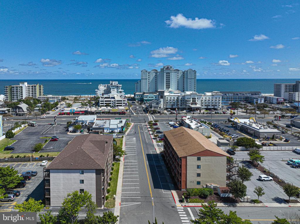 204 33RD STREET 10101