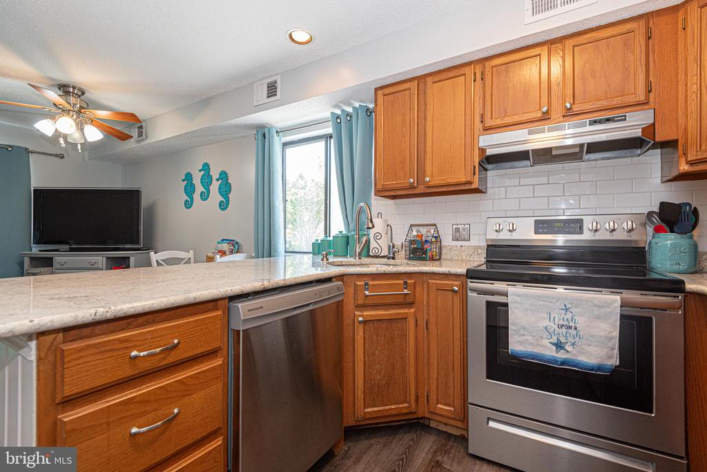 204 33RD STREET 10101