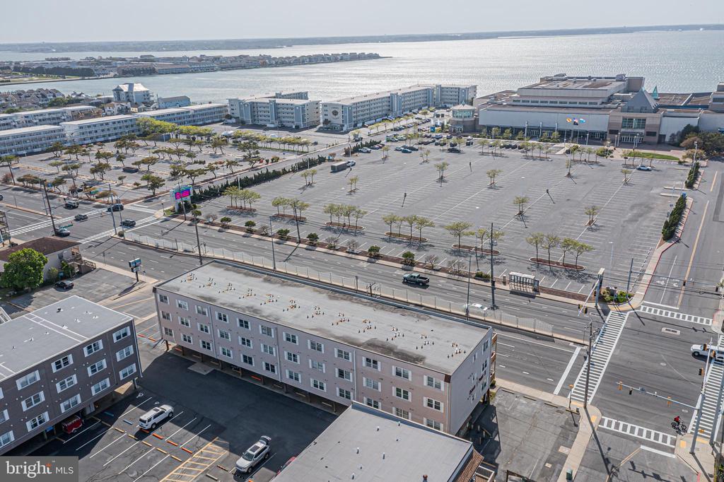 4000 COASTAL HIGHWAY 212