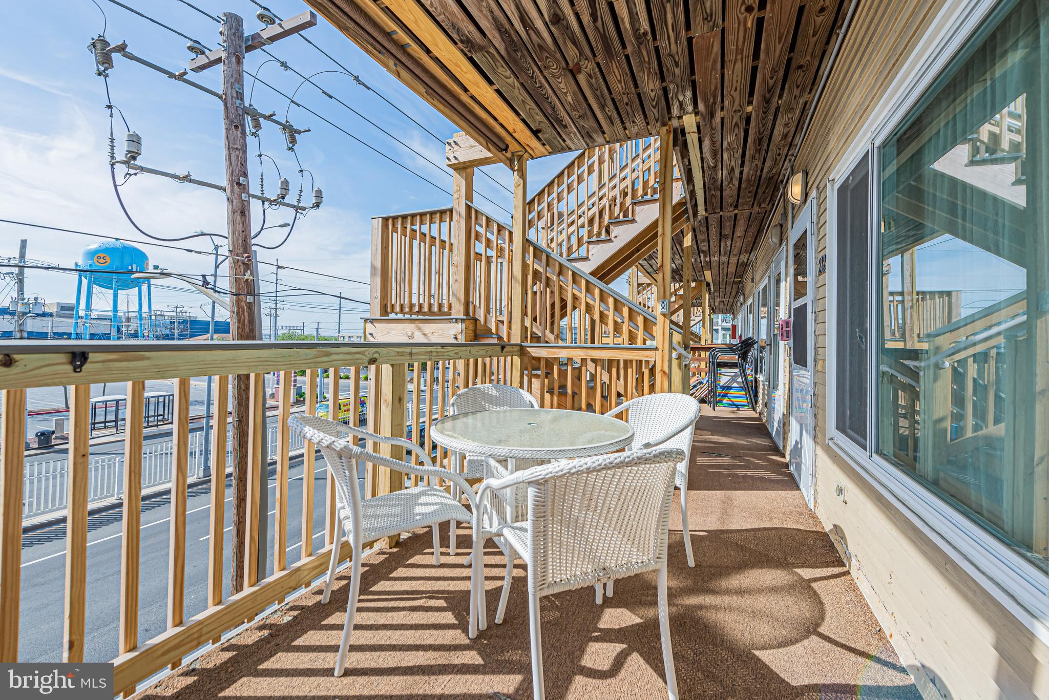 4000 COASTAL HIGHWAY 212