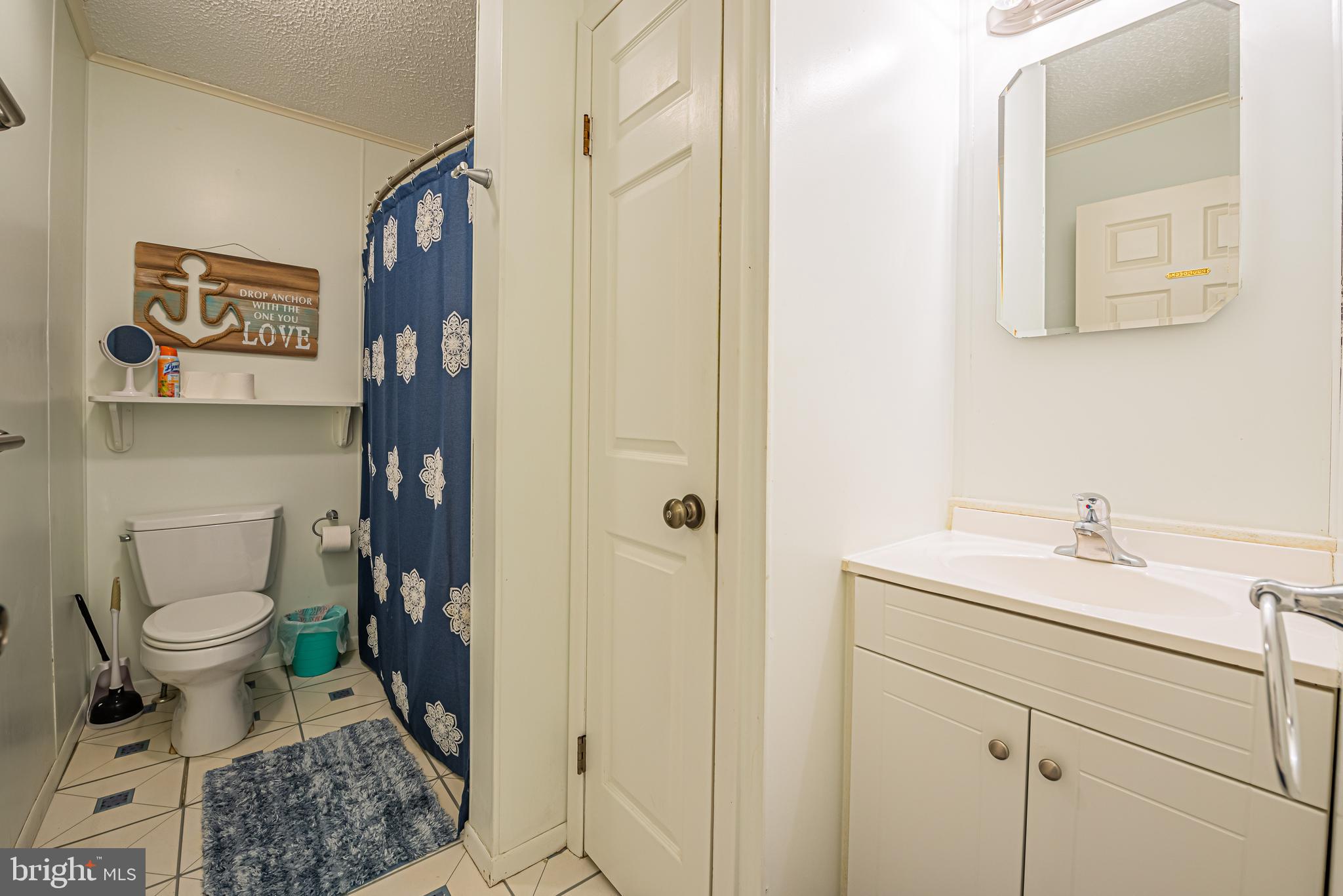 4000 COASTAL HIGHWAY 212