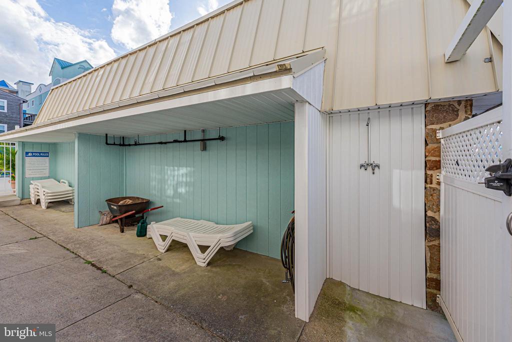 11 62ND STREET 104
