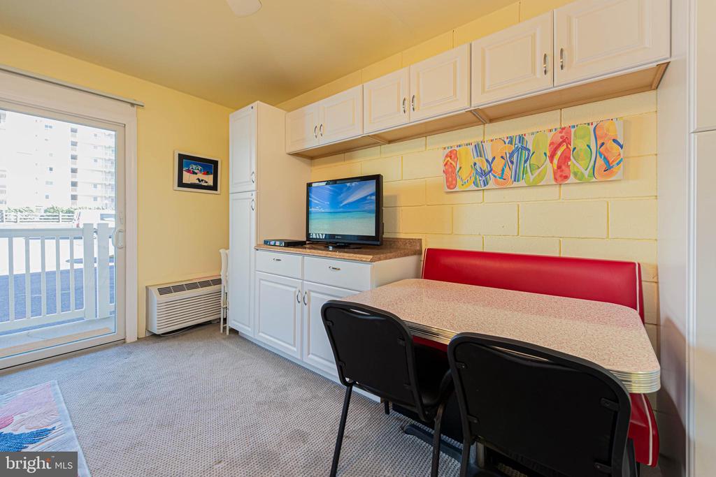 11 62ND STREET 104