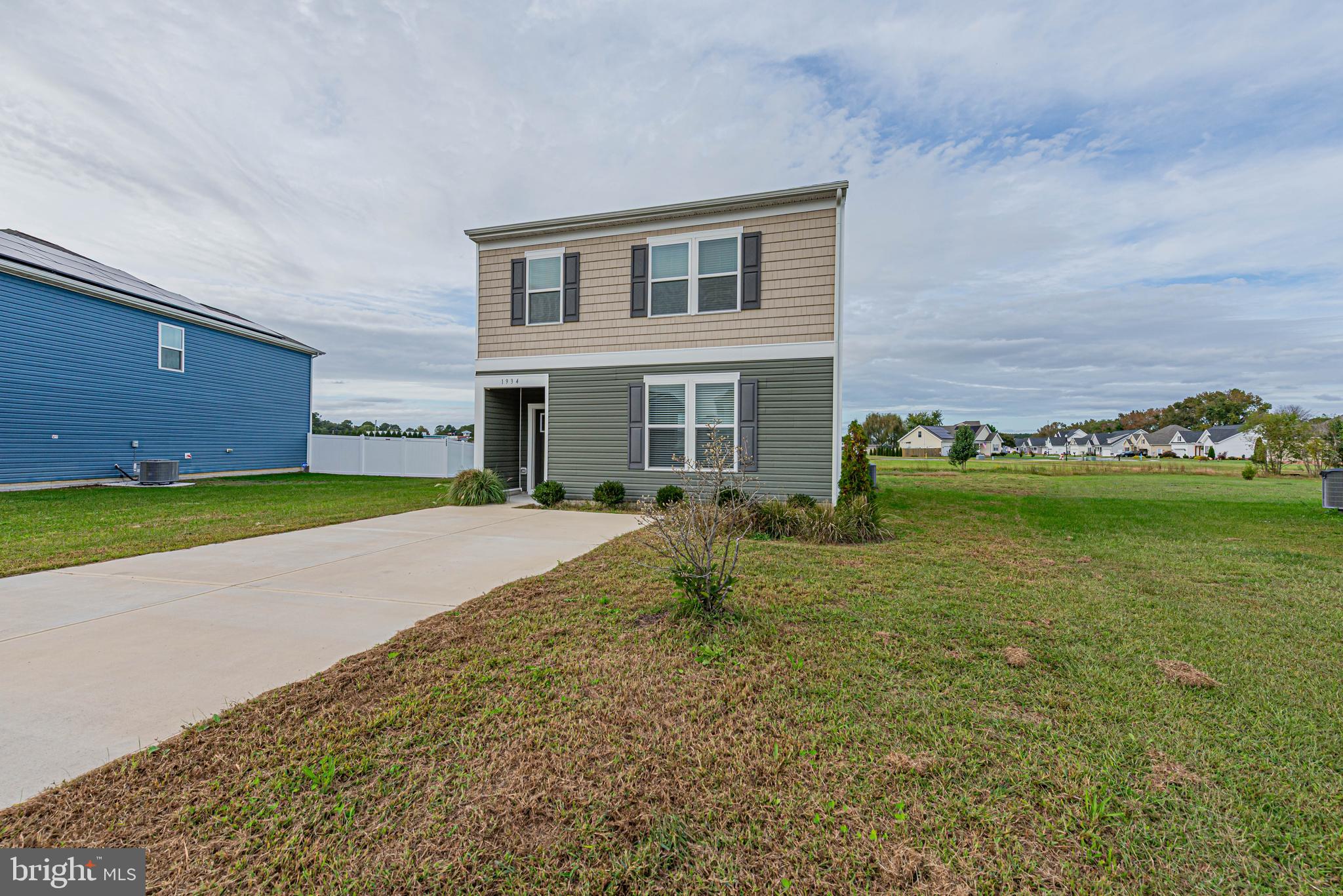 1934 N OLD MILL DRIVE