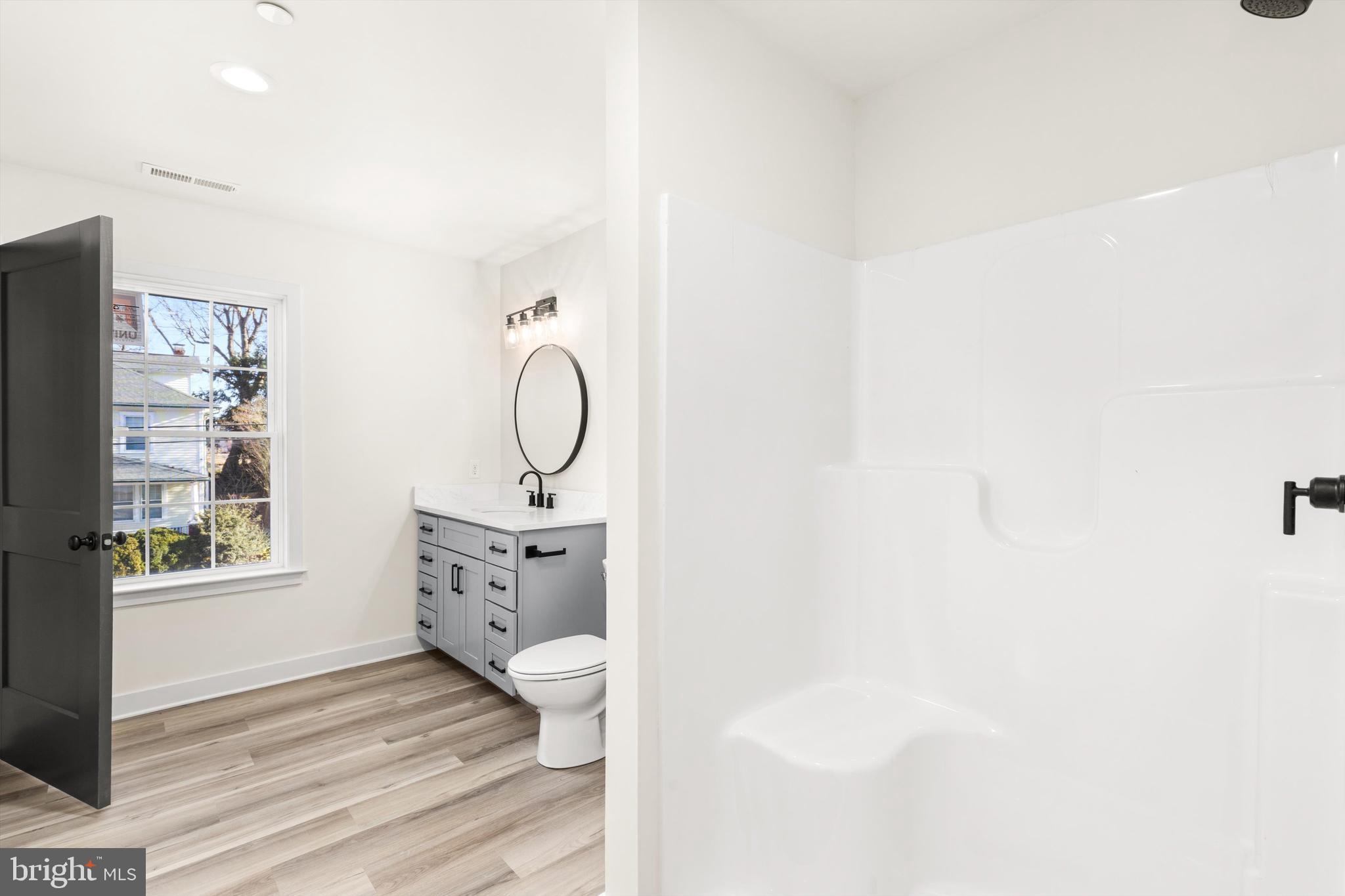 3 WINTER QUARTERS DRIVE