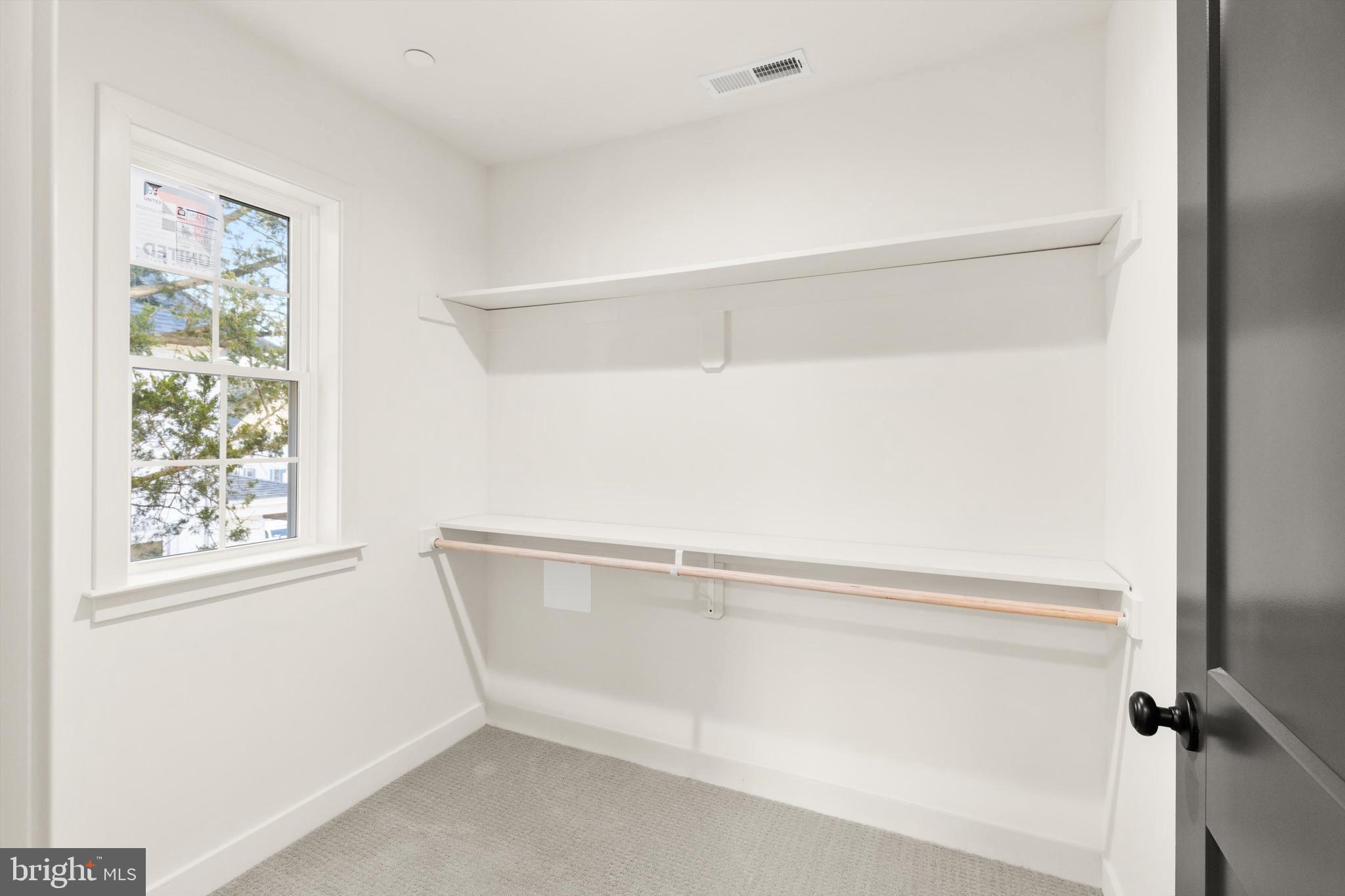 3 WINTER QUARTERS DRIVE