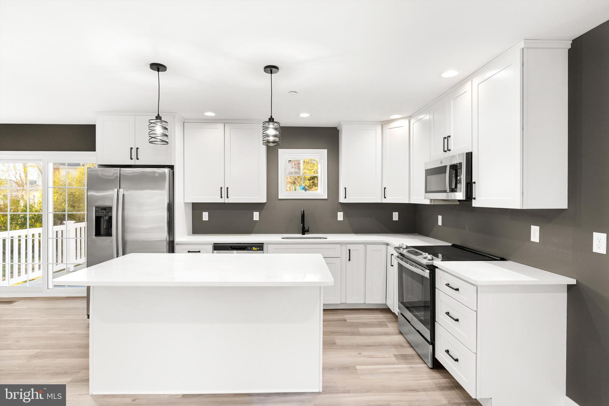 3 WINTER QUARTERS DRIVE