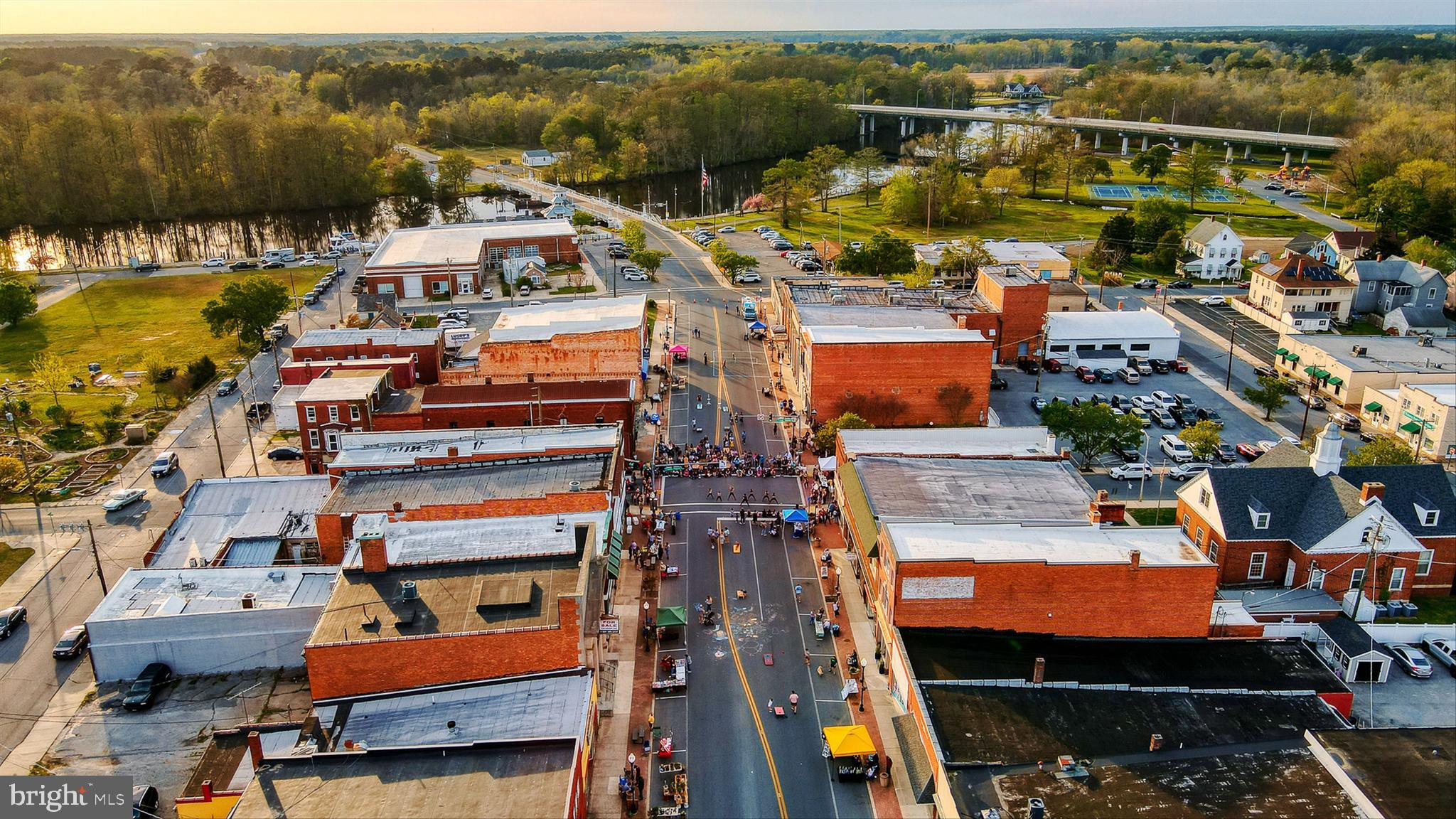 3 WINTER QUARTERS DRIVE