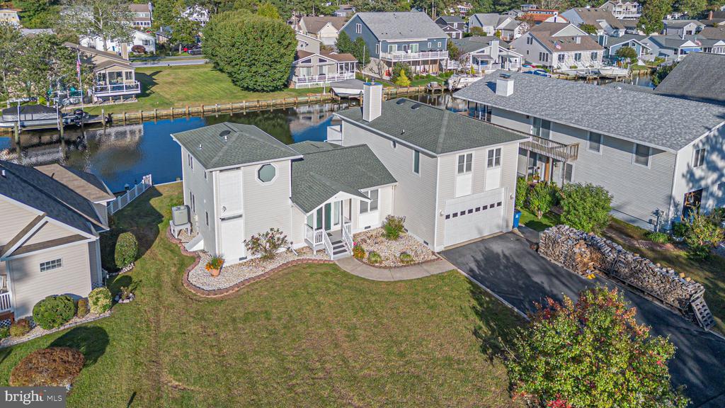 20 IVANHOE COURT