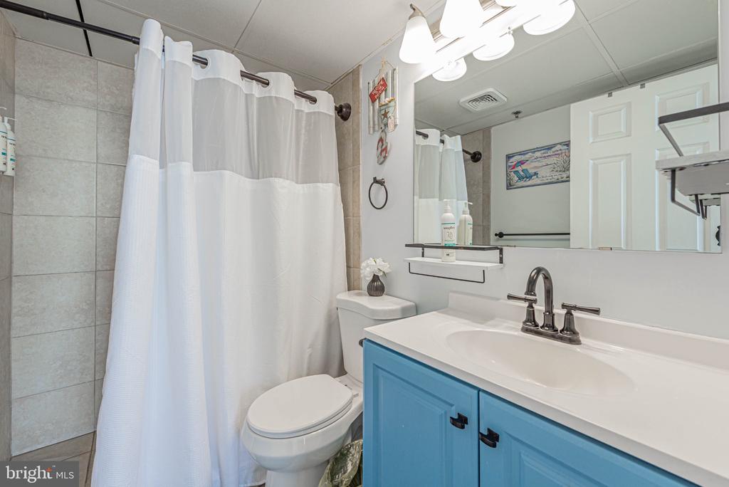 11700 COASTAL HIGHWAY Unit: 1703