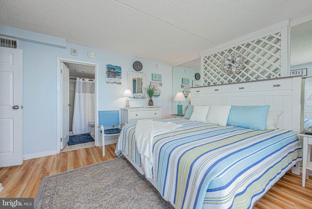 11700 COASTAL HIGHWAY Unit: 1703