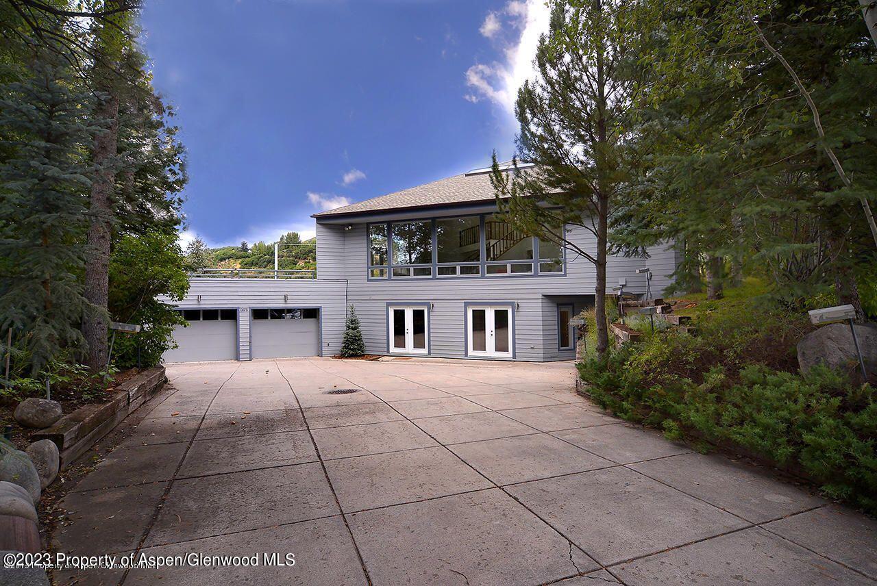 75 Bennett Court
