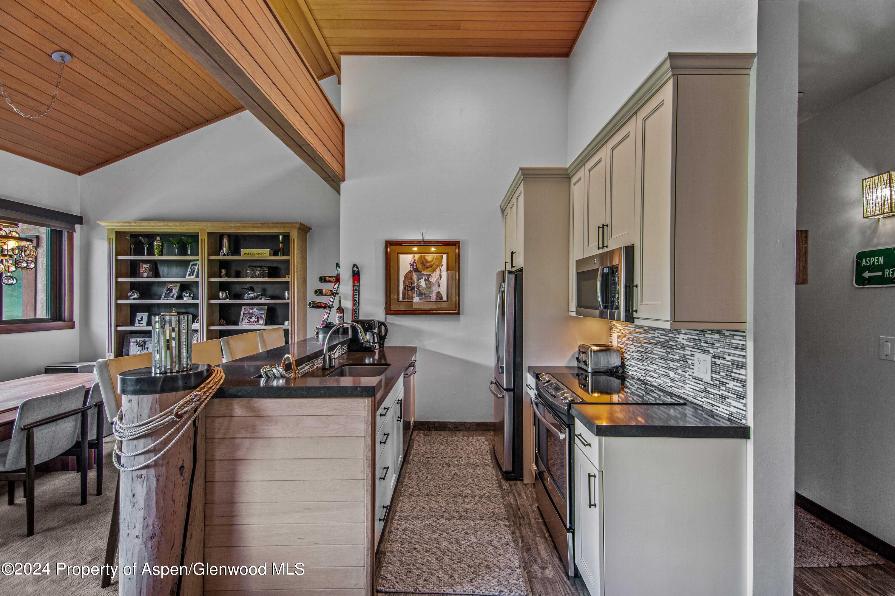 150 Snowmass Club Circle, 1537