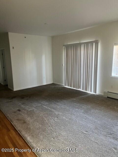 326 River View Drive, 101