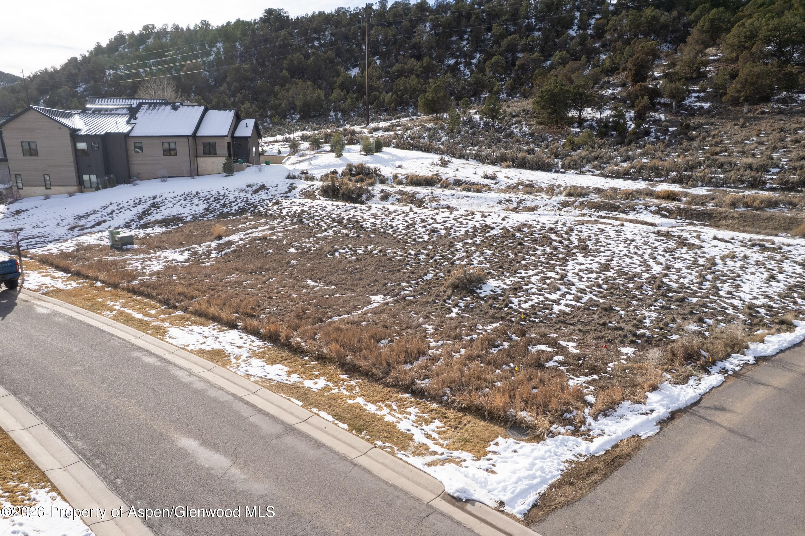 741 Perry Ridge