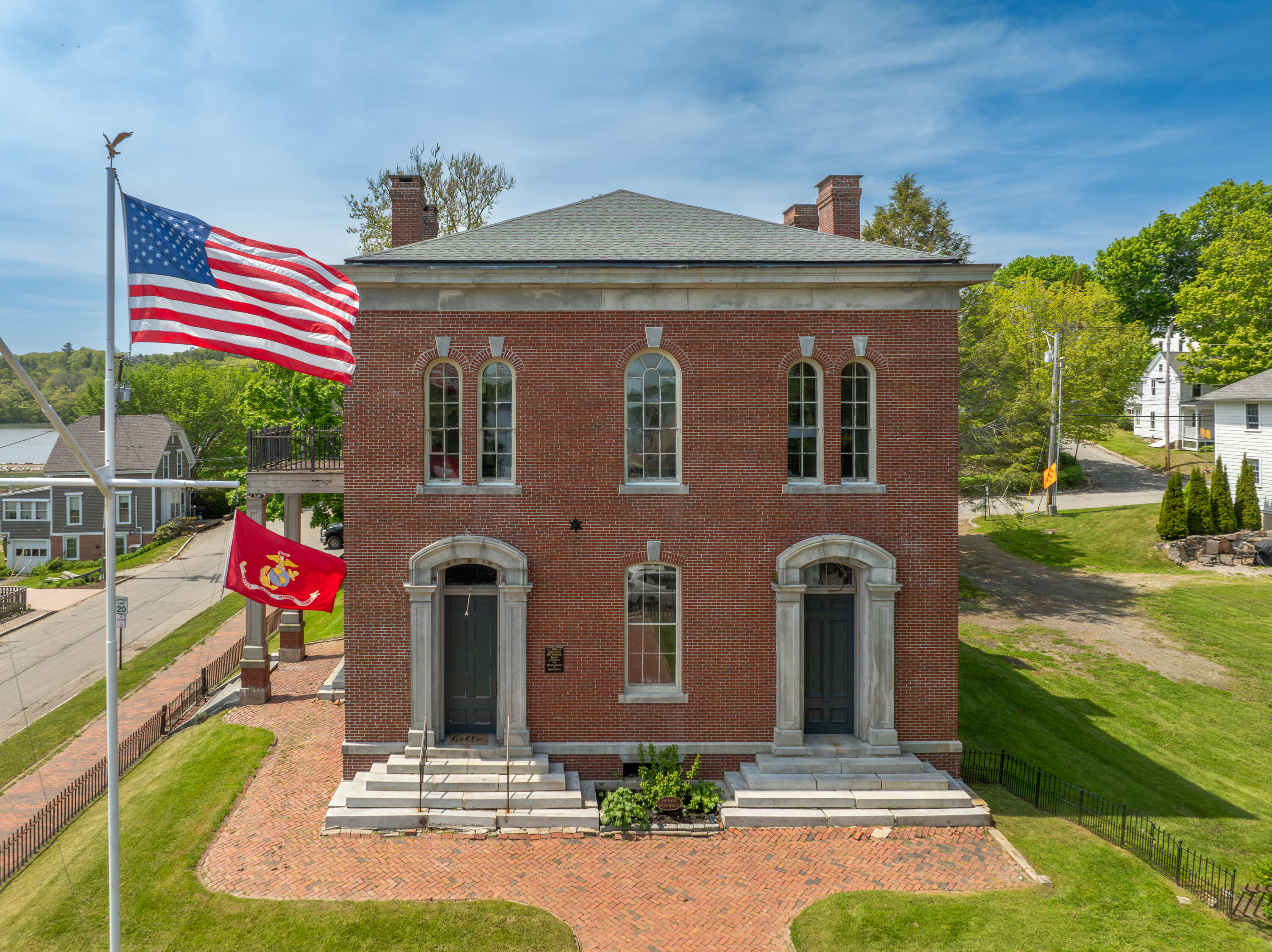 7 Middle Street