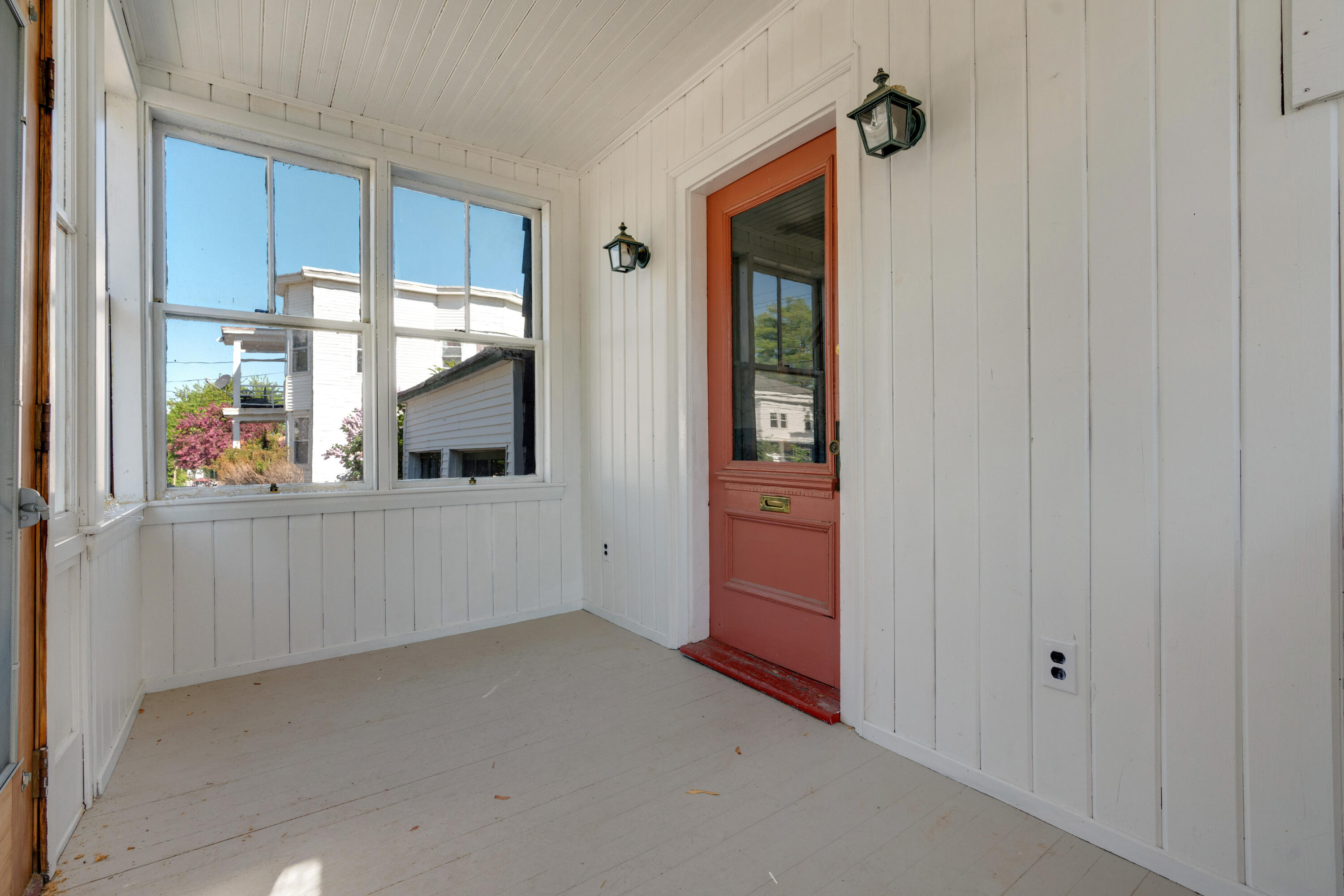 32 Highland Avenue