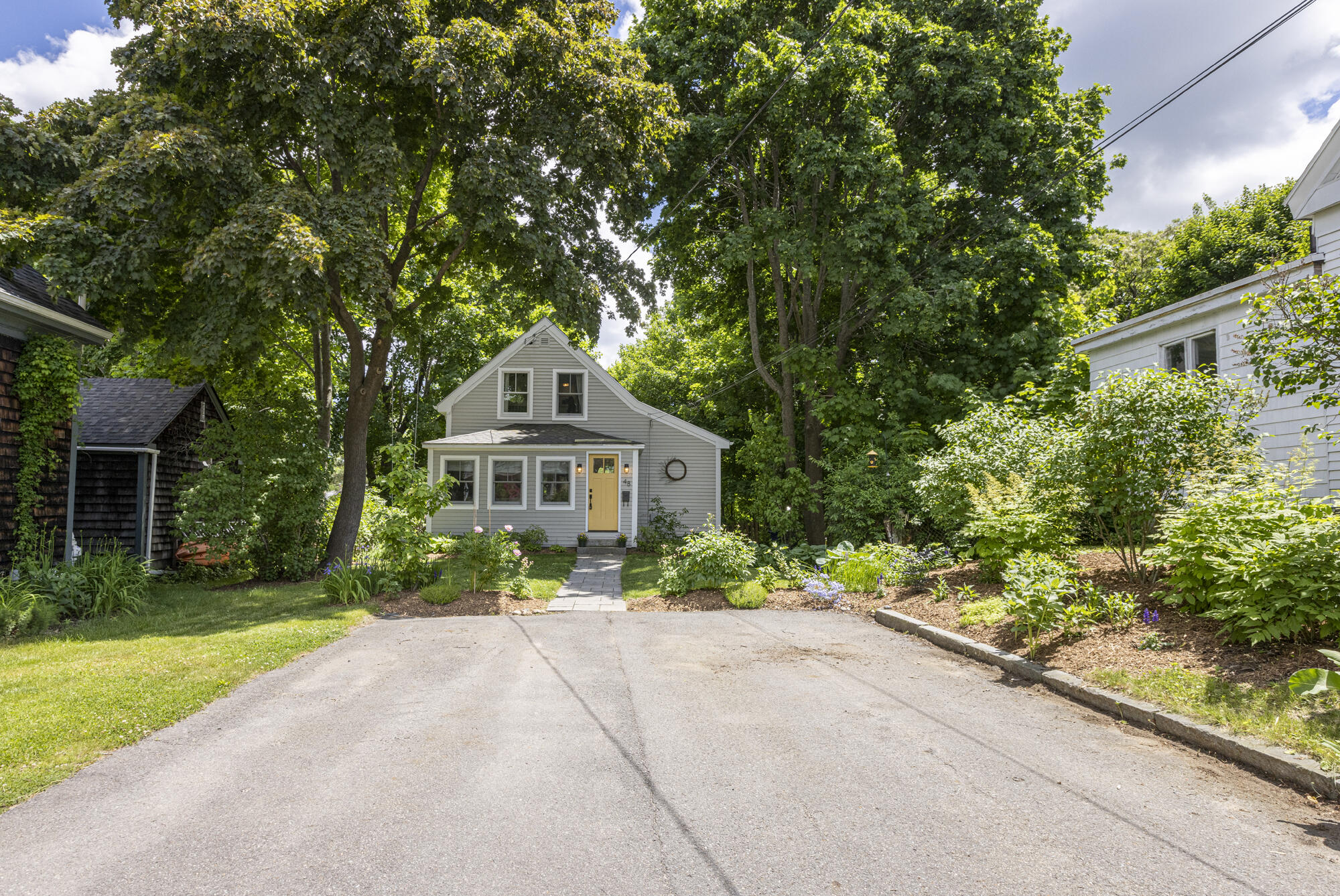 48 Pillsbury Street