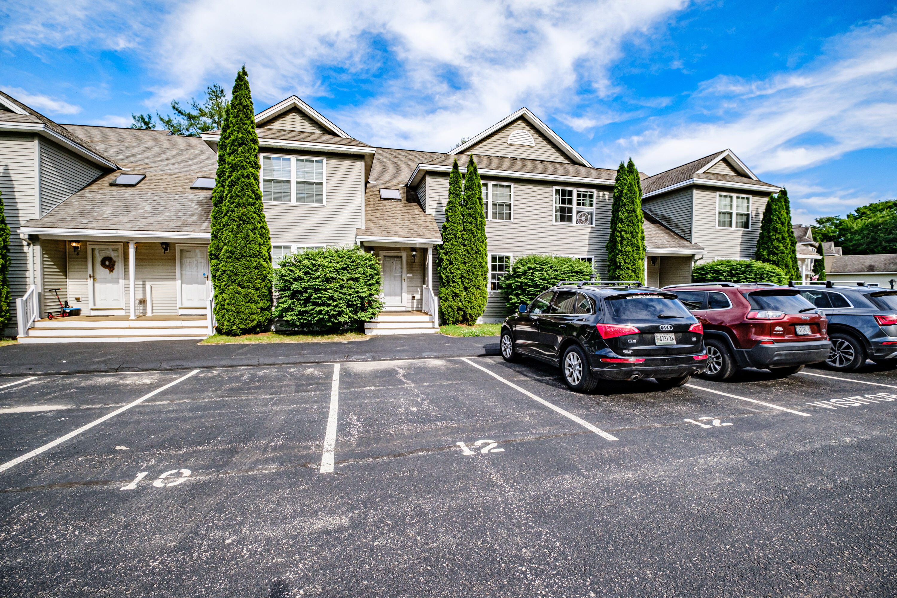 12 Ledges Court, 12