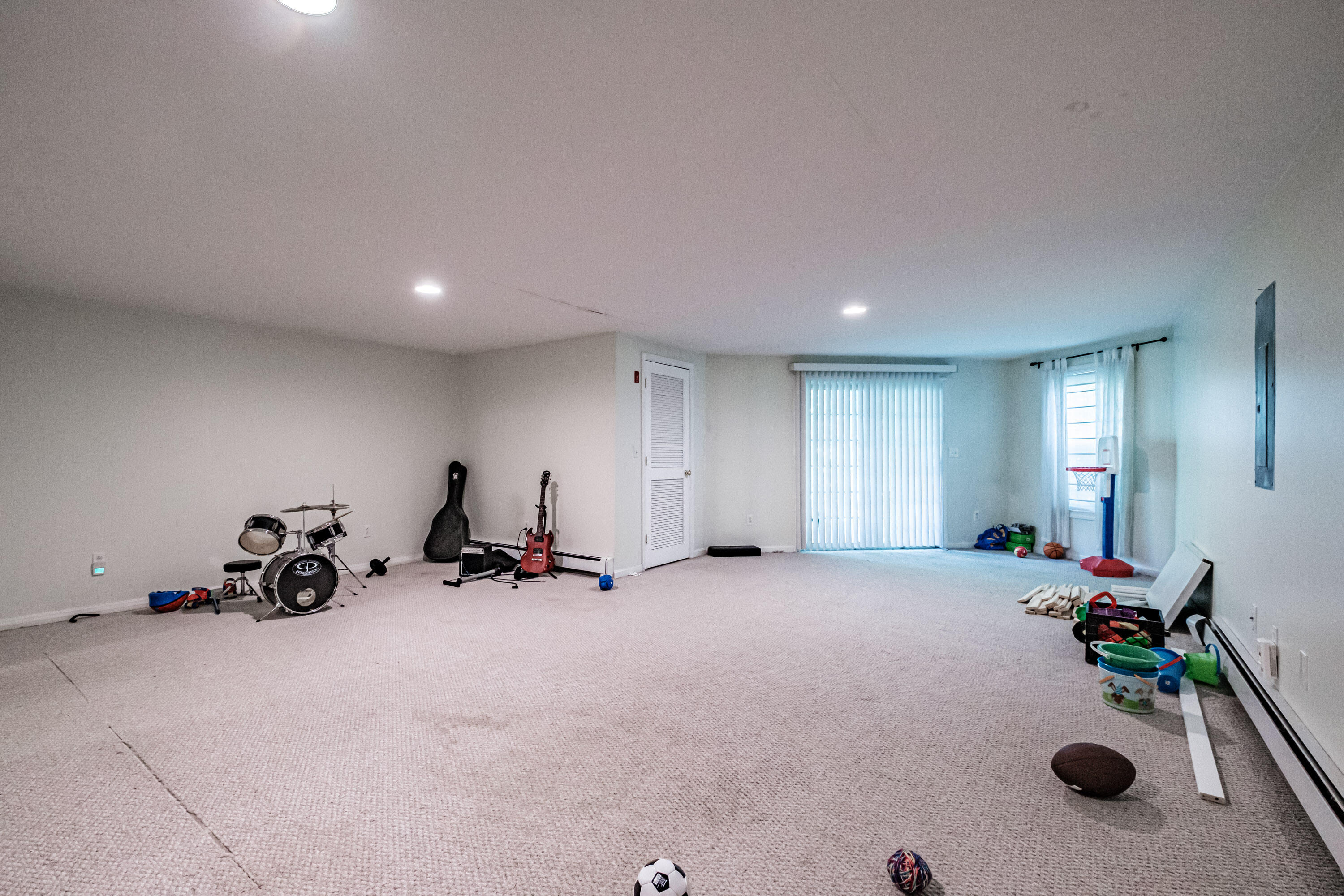 12 Ledges Court, 12
