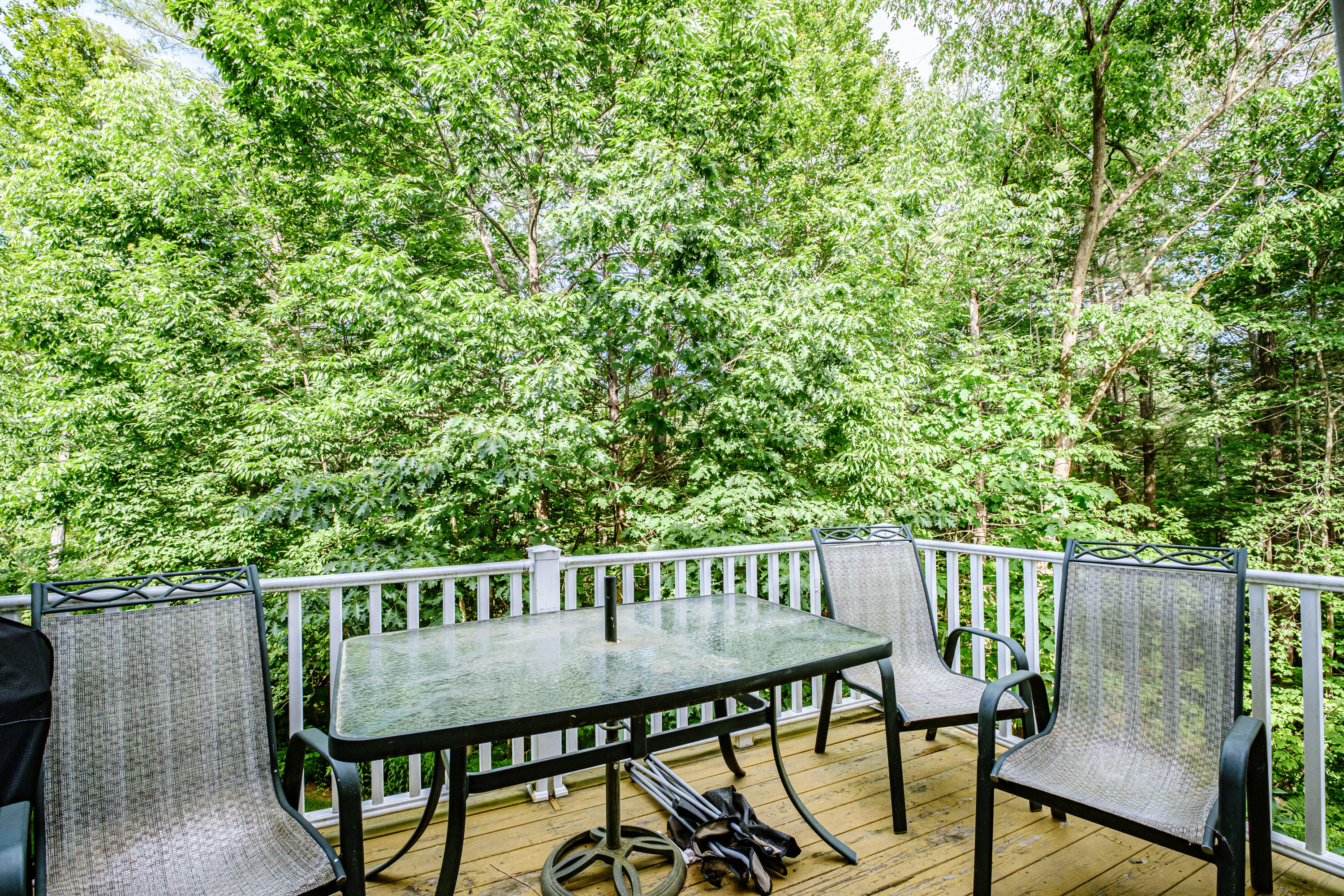 12 Ledges Court, 12