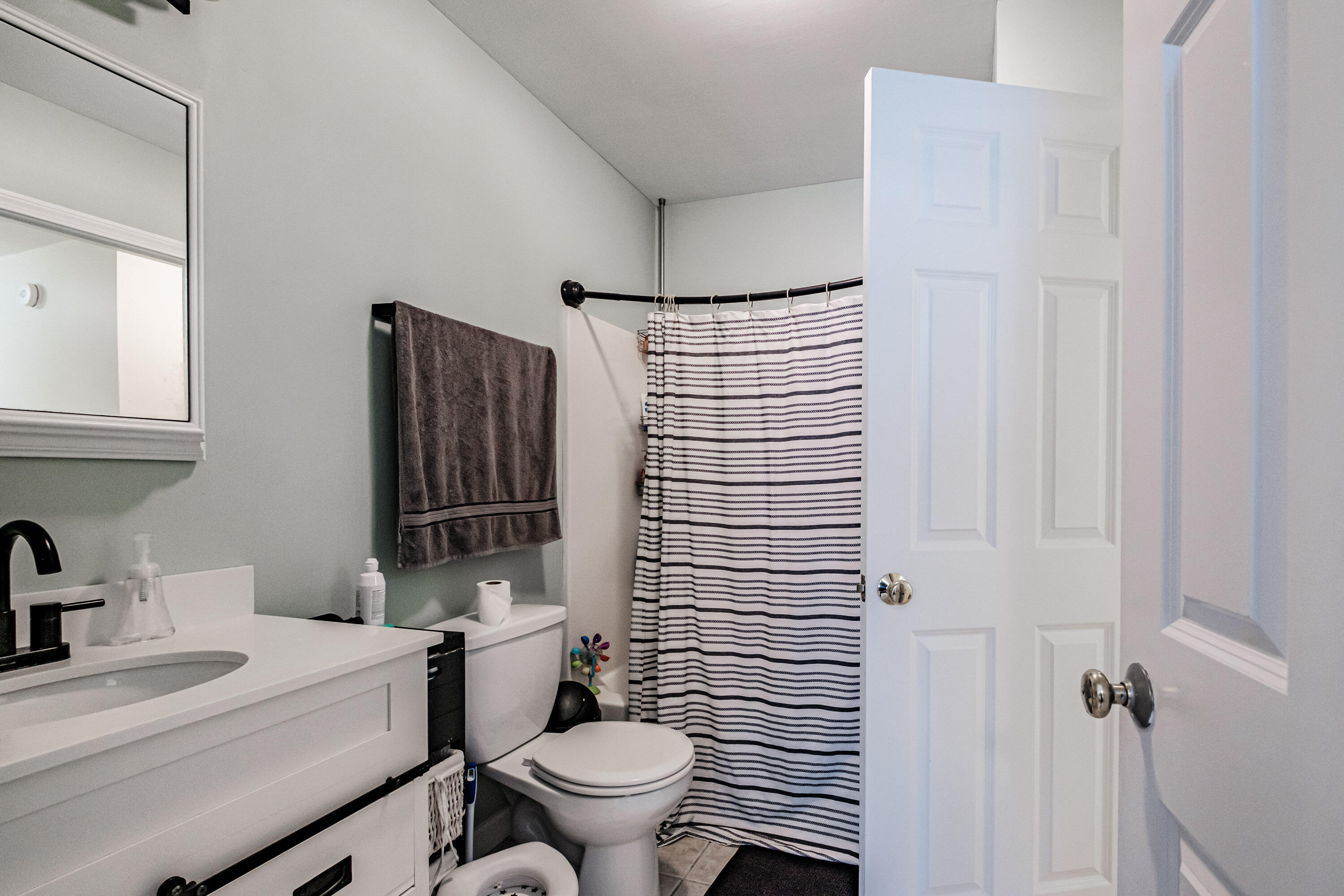 14 Ledges Court, 14