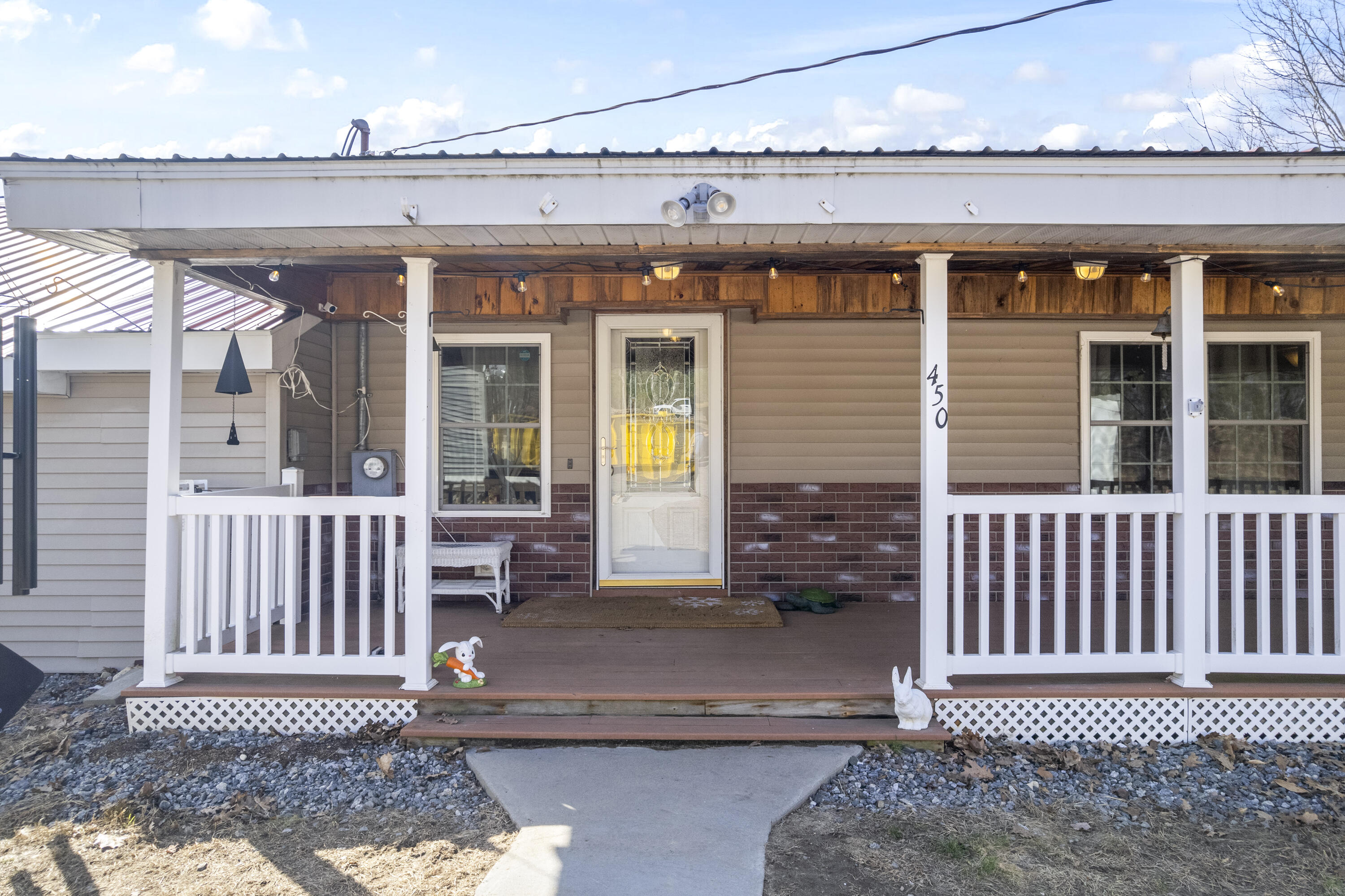 450 West Road
