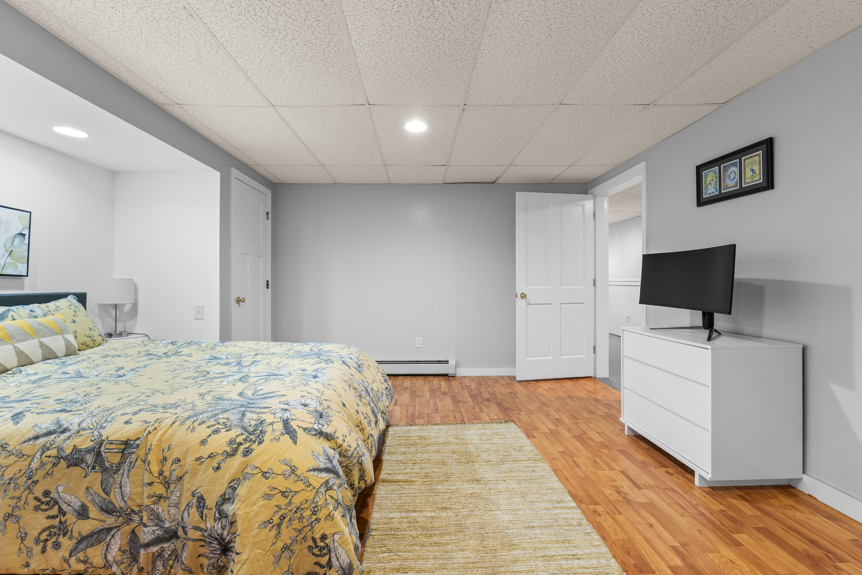 96 Frost Hill Avenue