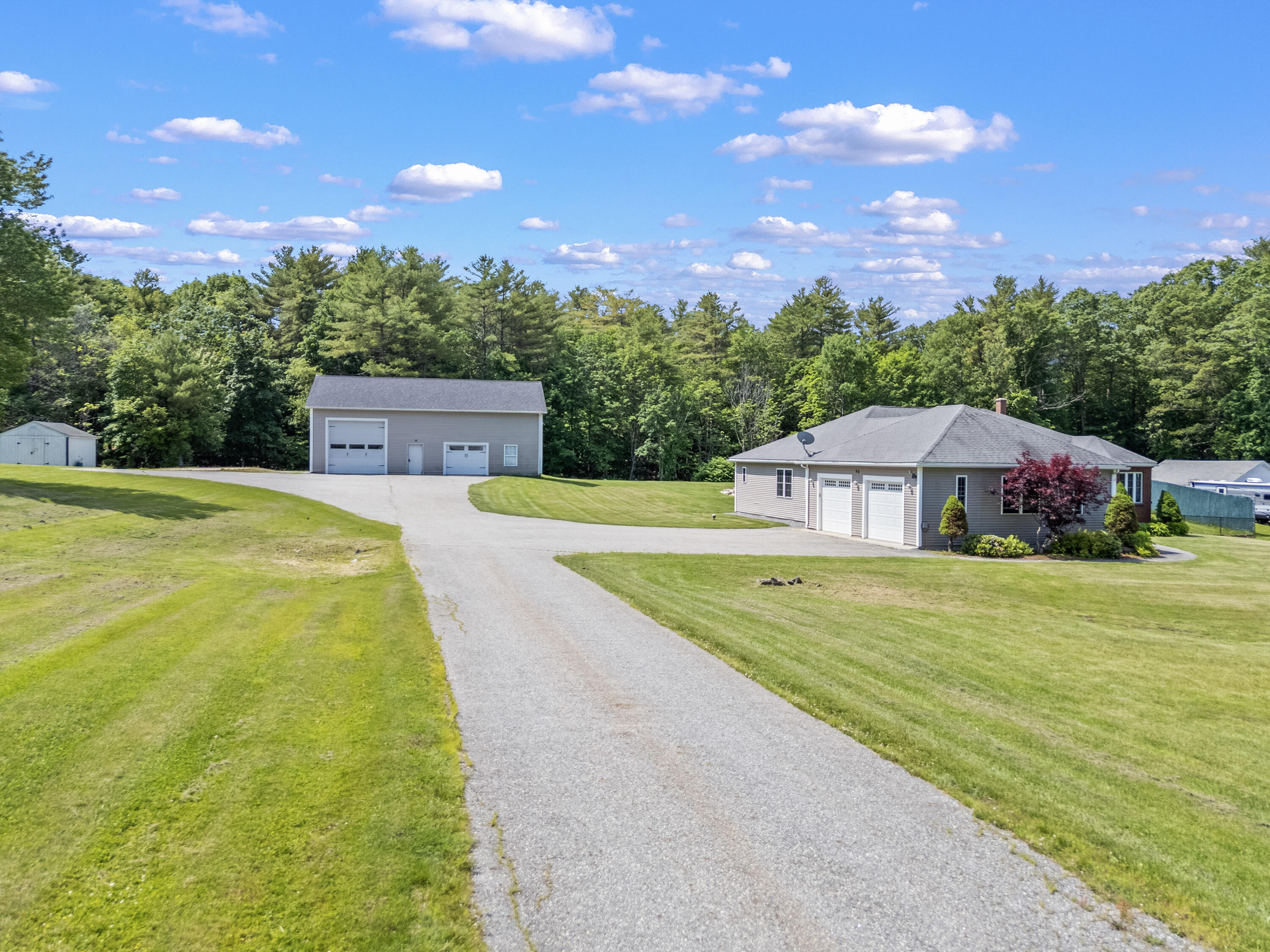 96 Frost Hill Avenue