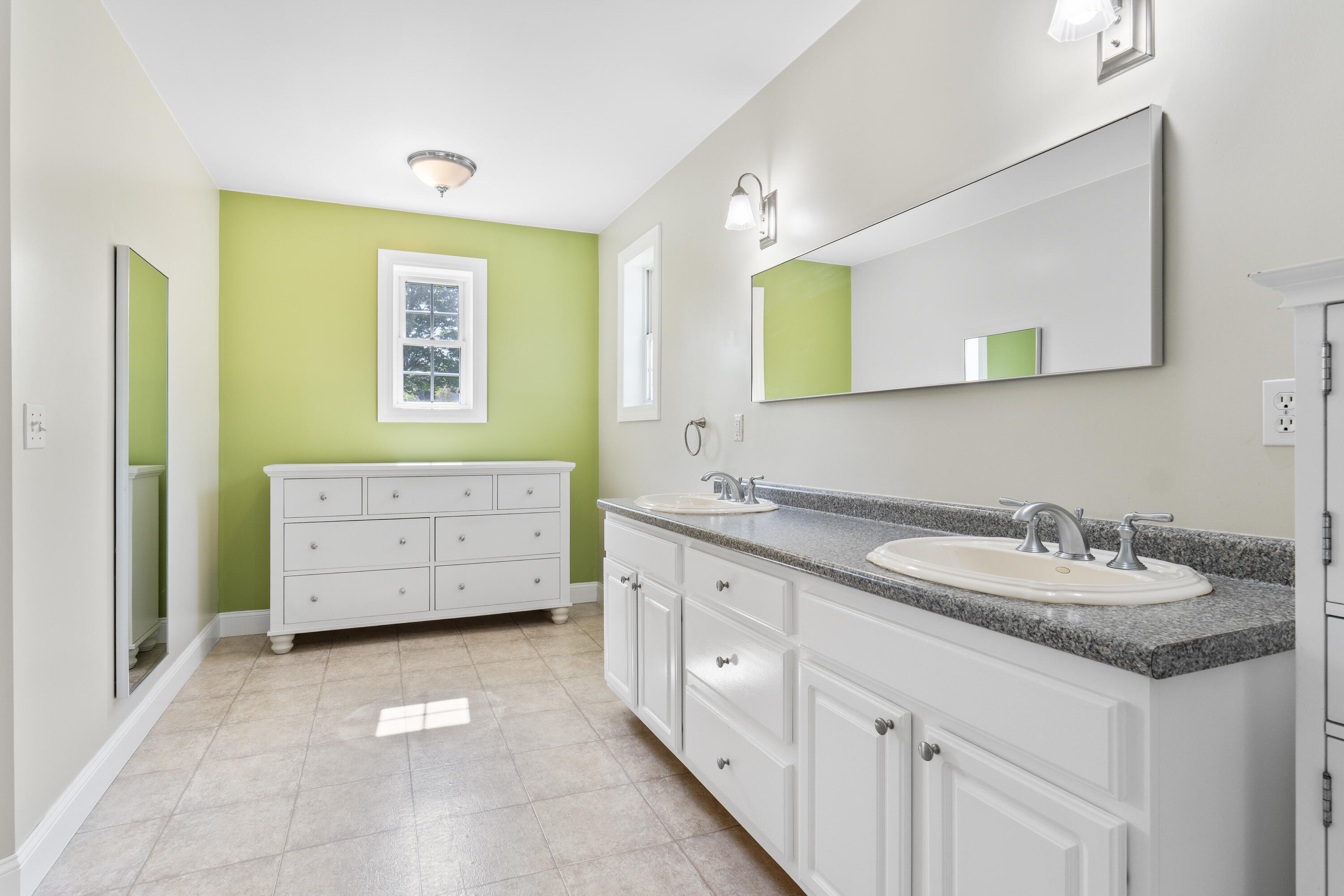 96 Frost Hill Avenue