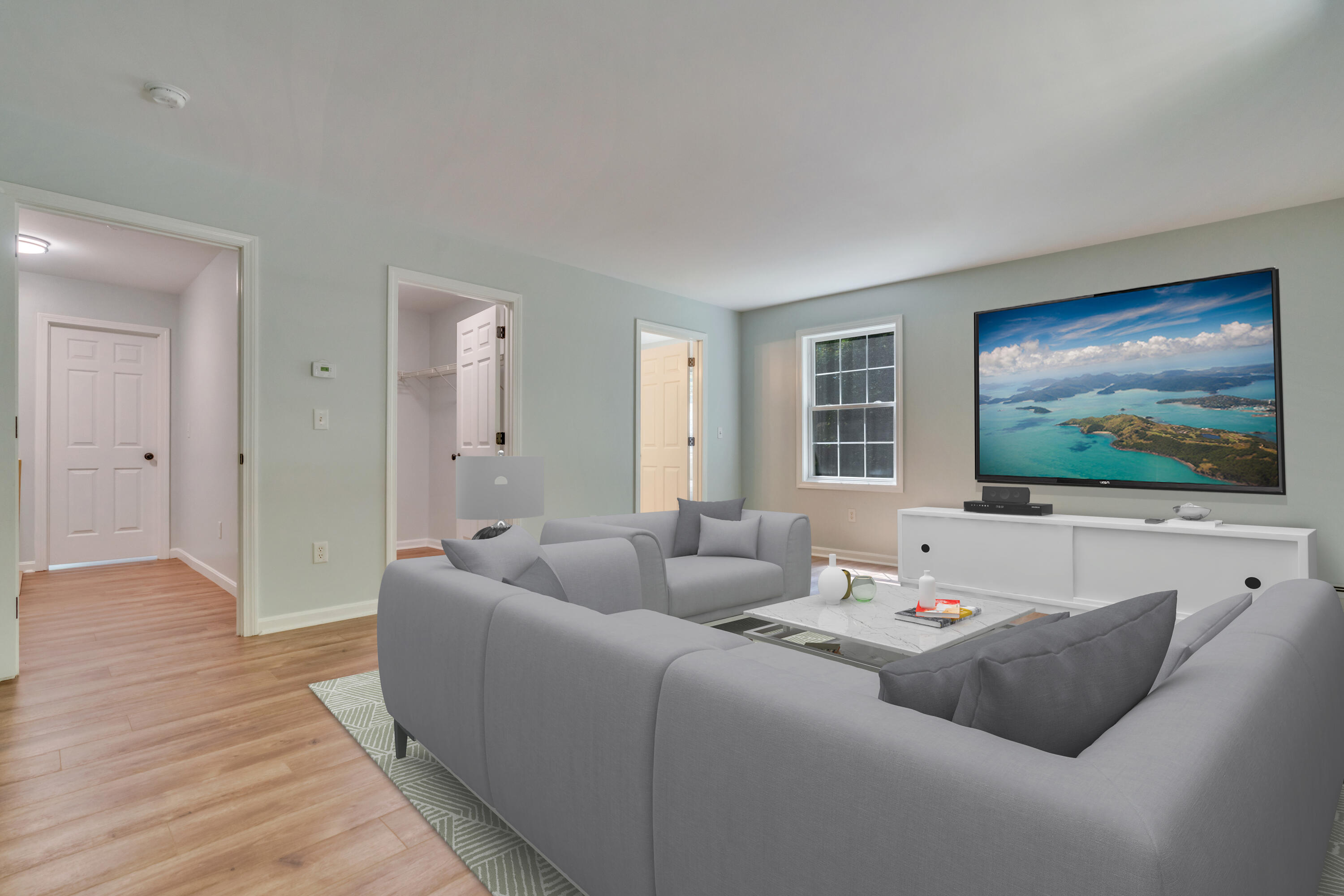 8 Woodside Drive, 1