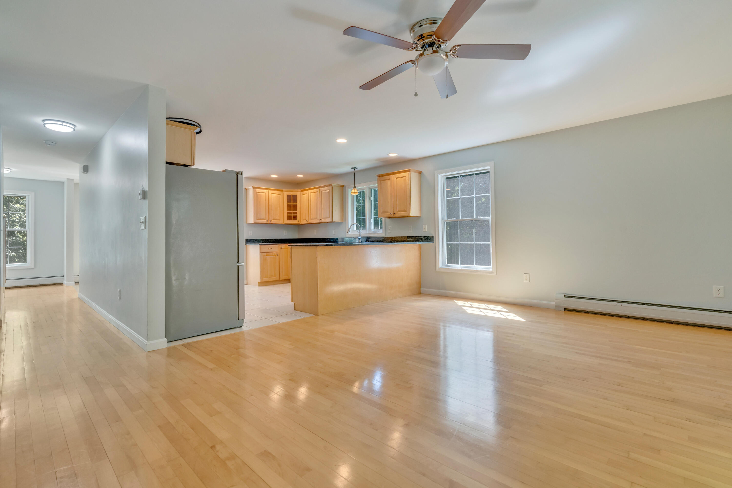 8 Woodside Drive, 1