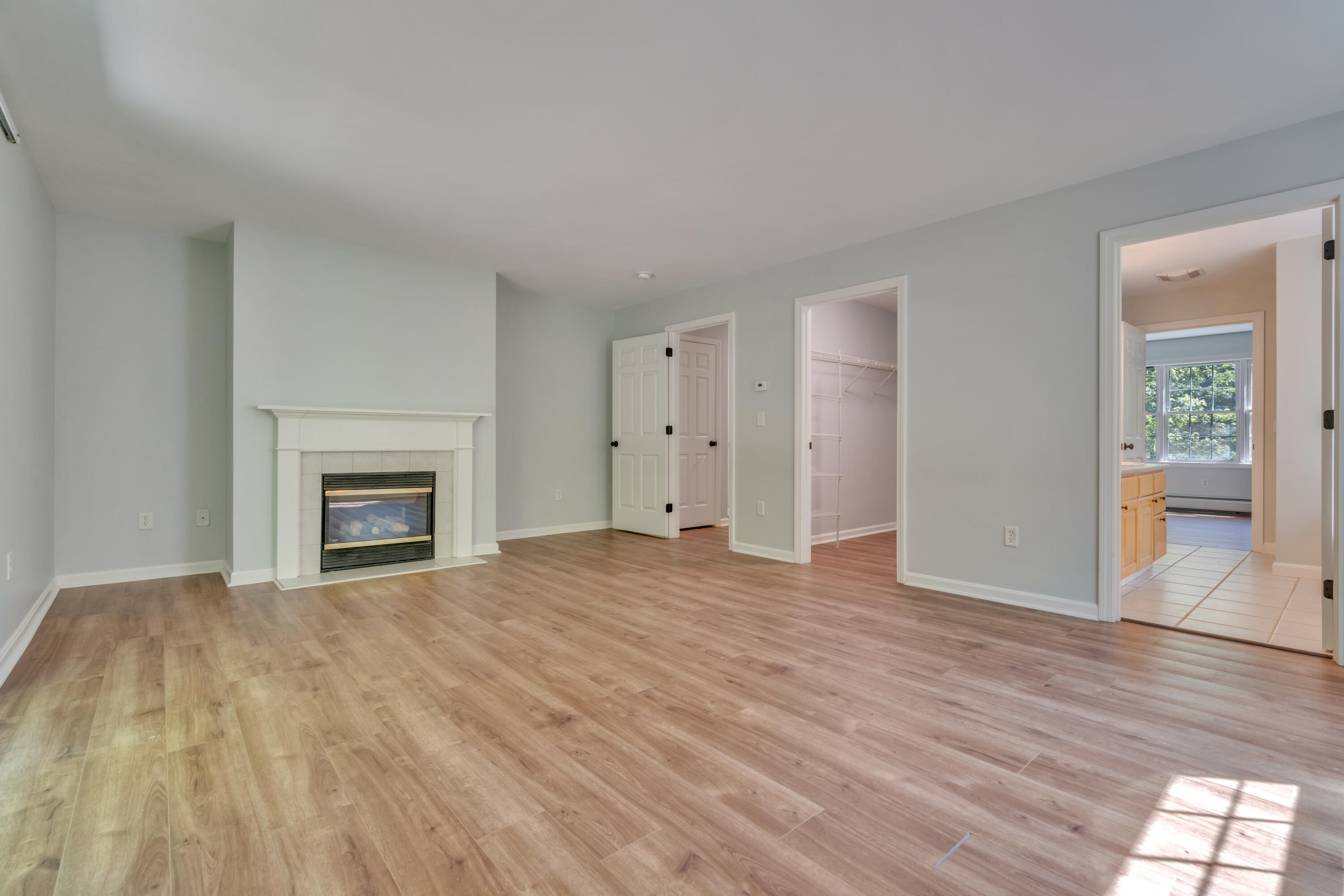 8 Woodside Drive, 1