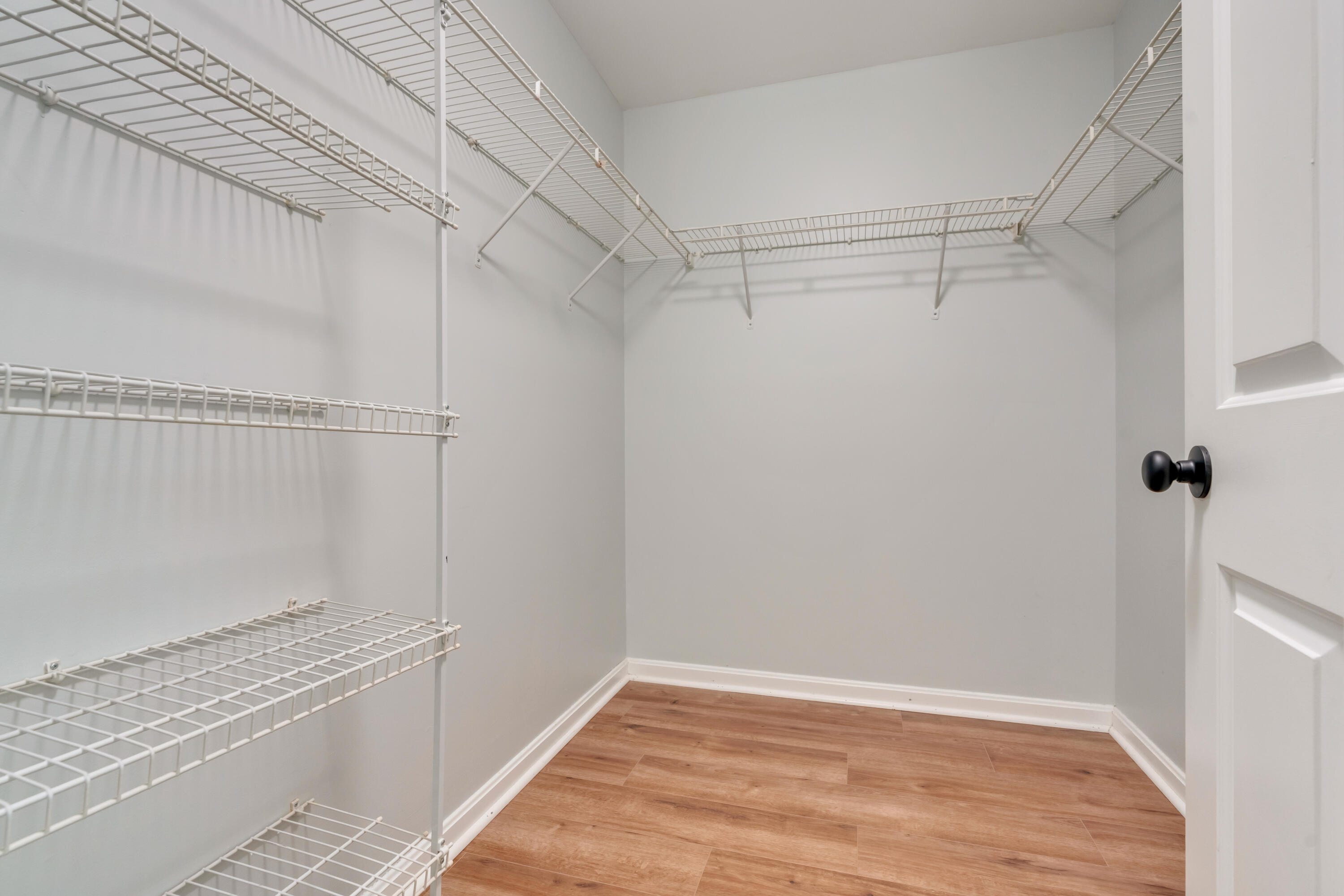 8 Woodside Drive, 1