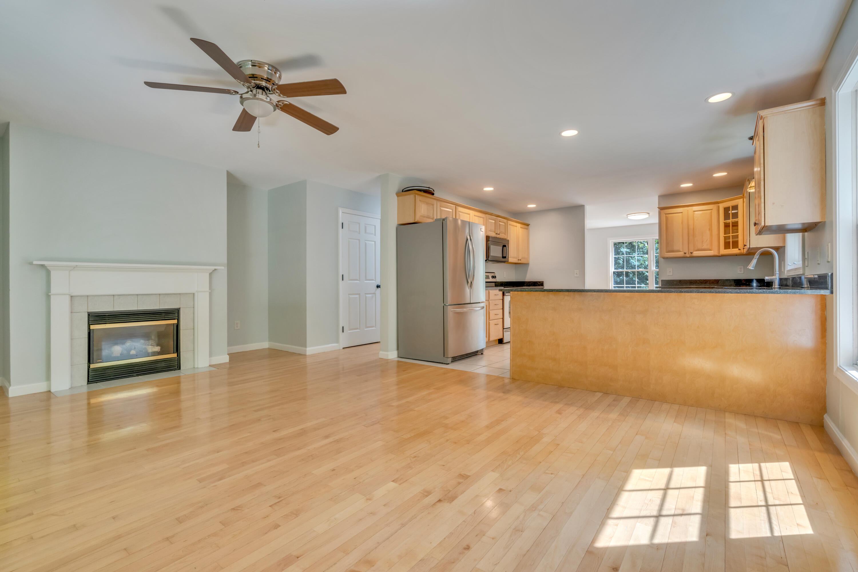 8 Woodside Drive, 1