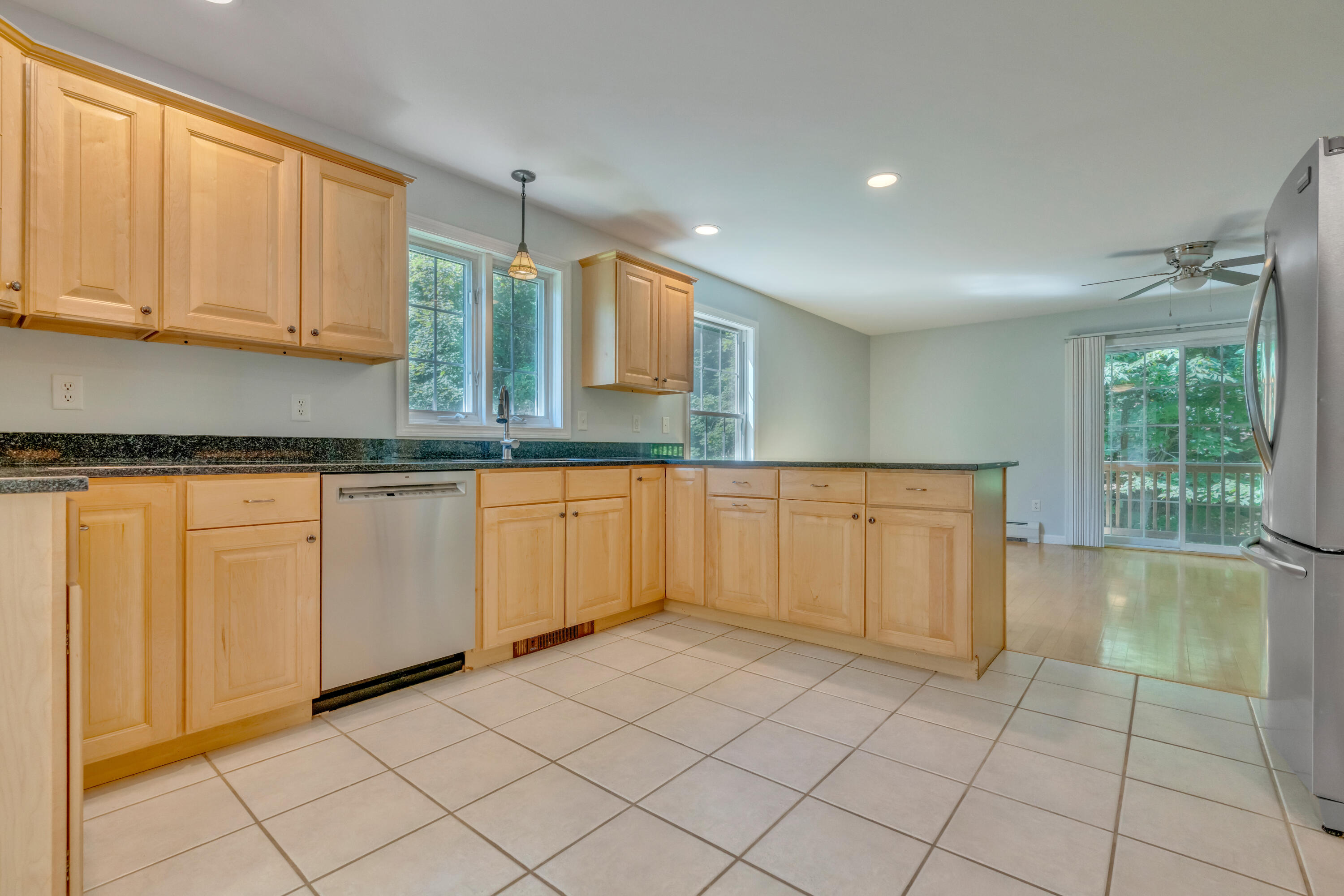 8 Woodside Drive, 1