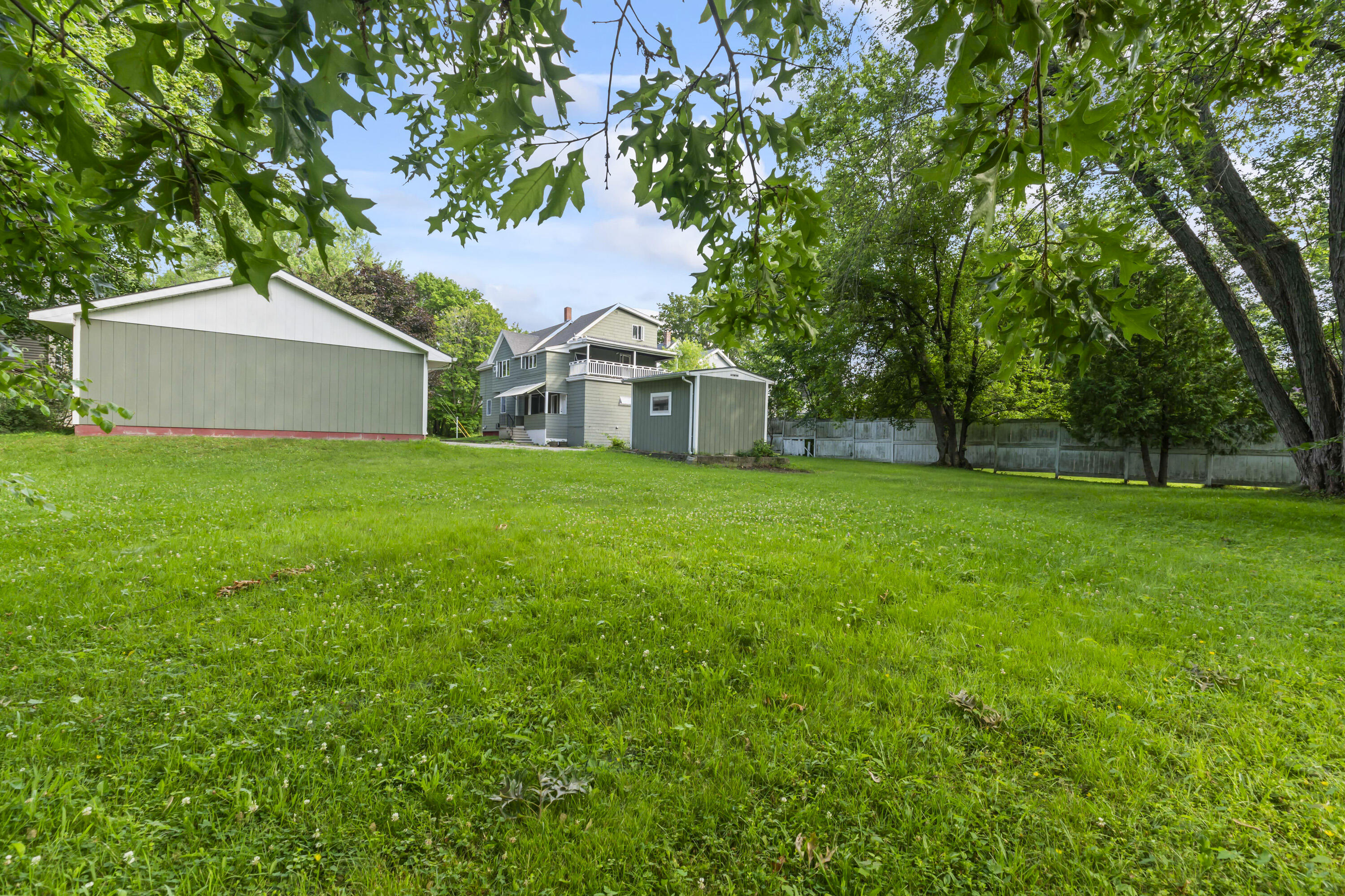 13 Newman Street