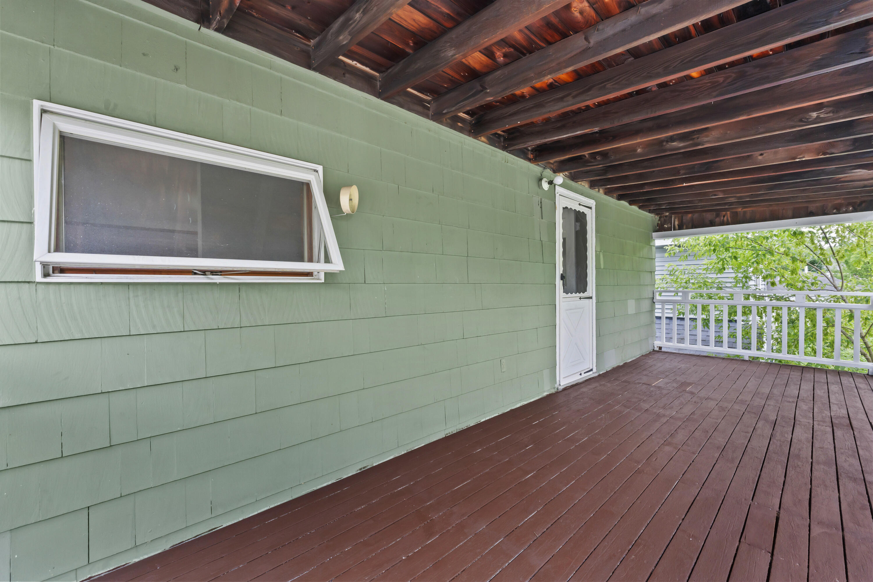 13 Newman Street