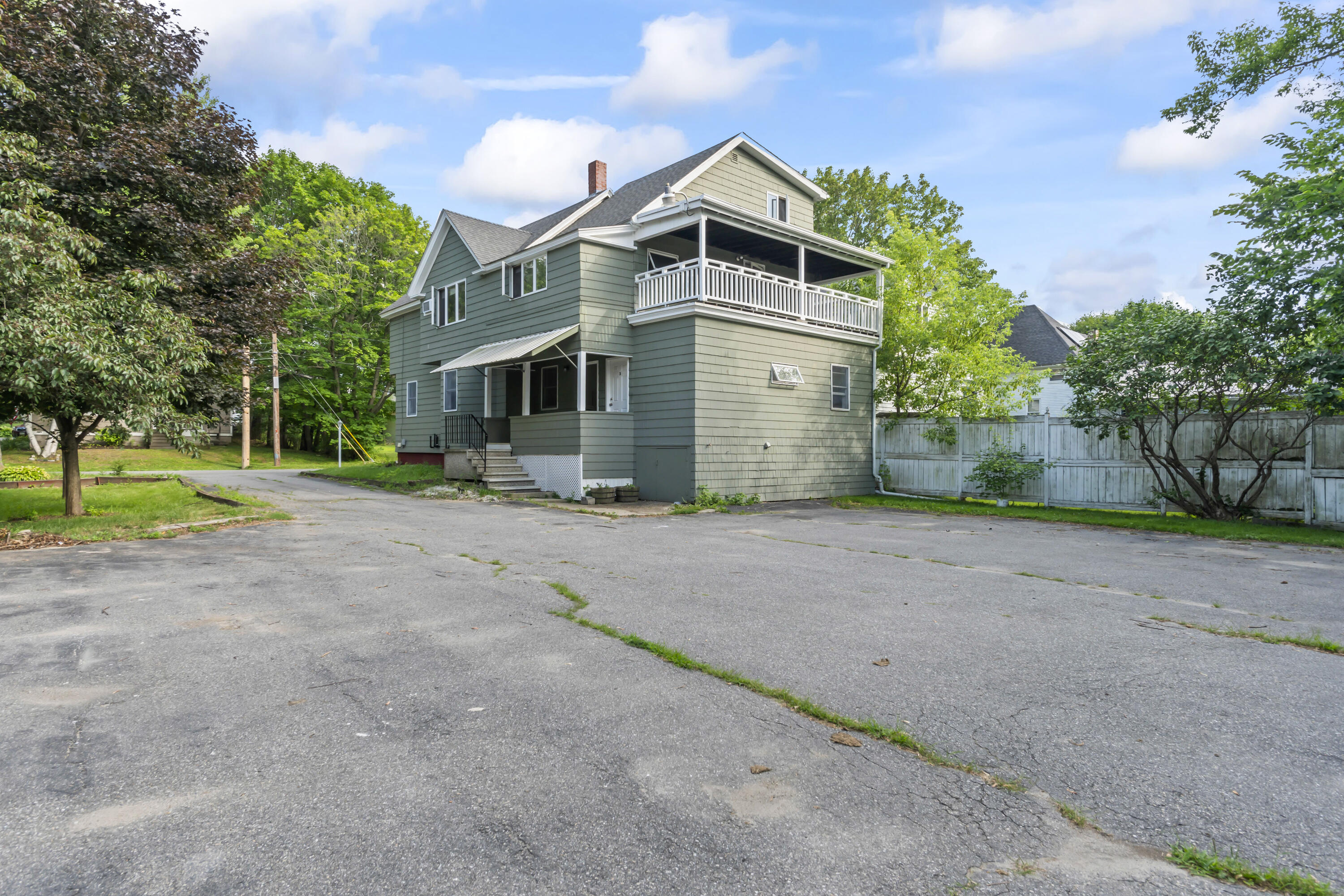 13 Newman Street