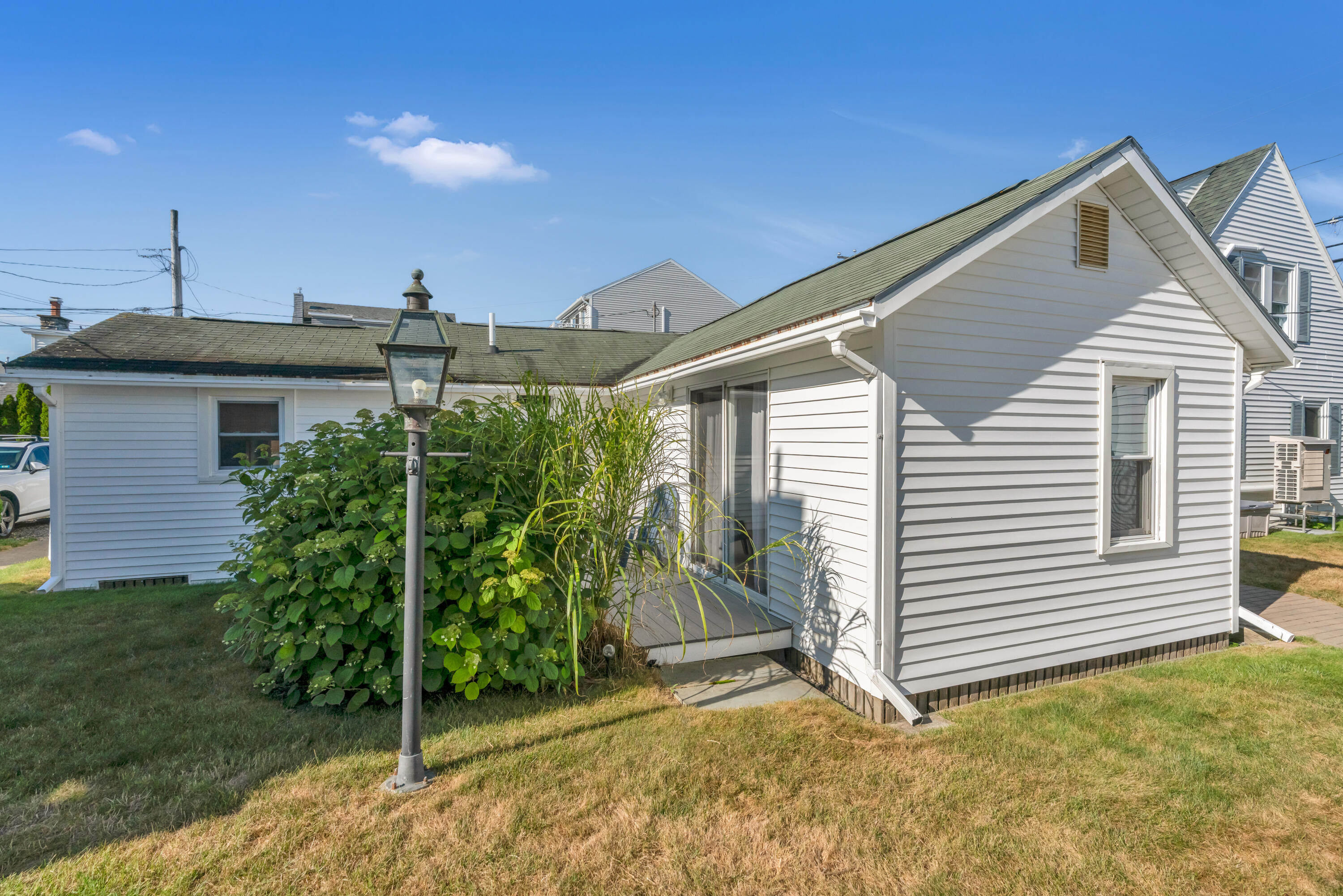 165 East Grand Avenue 5-6