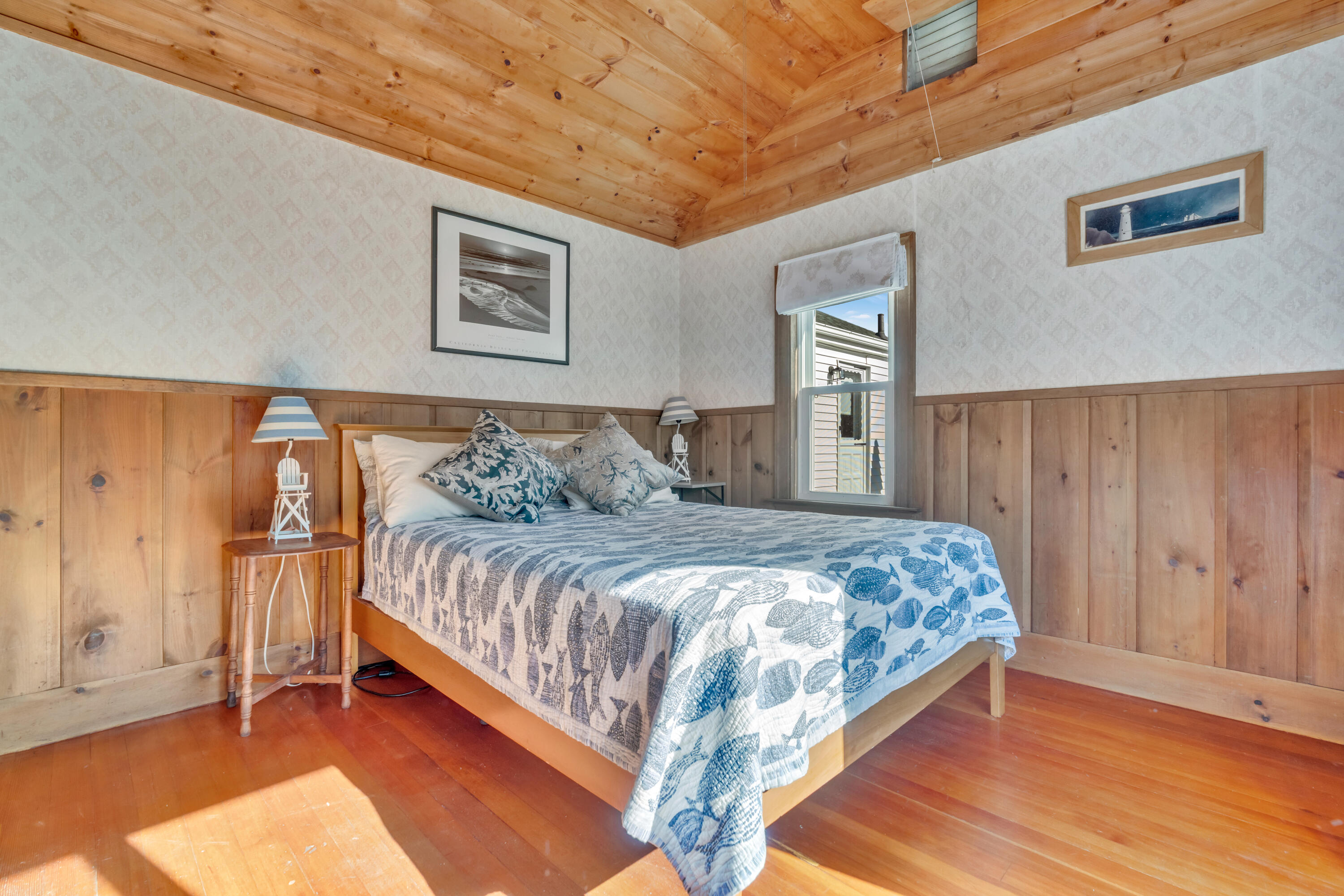 165 East Grand Avenue 5-6